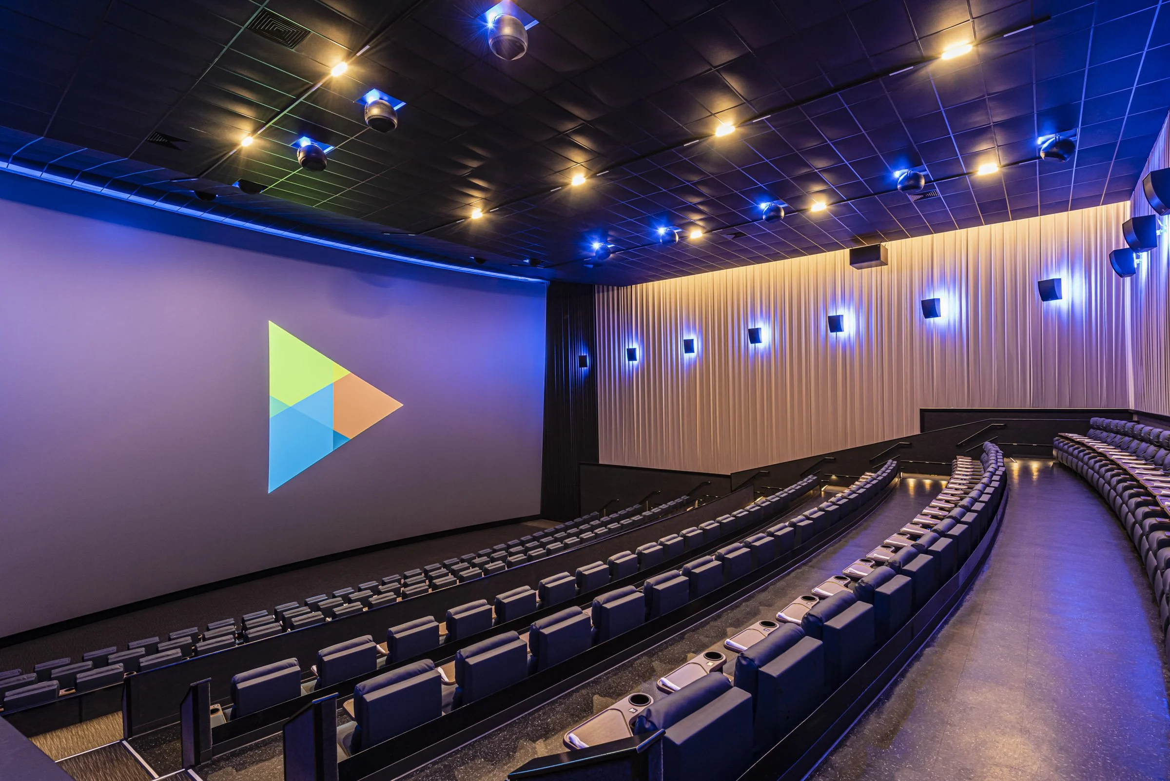 Evo Entertainment_8102507_web_visid.jpg