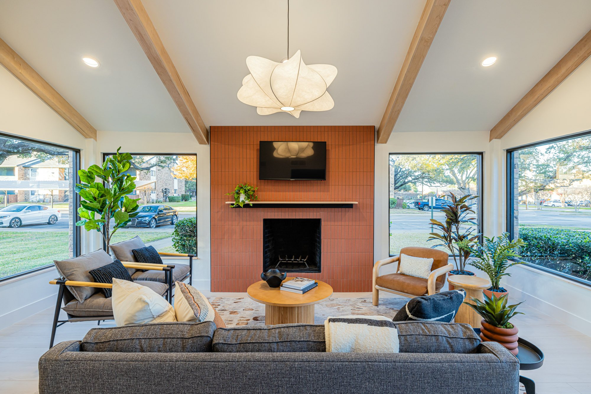 Park Place Leasing_0P1A5902_web_visid.jpg