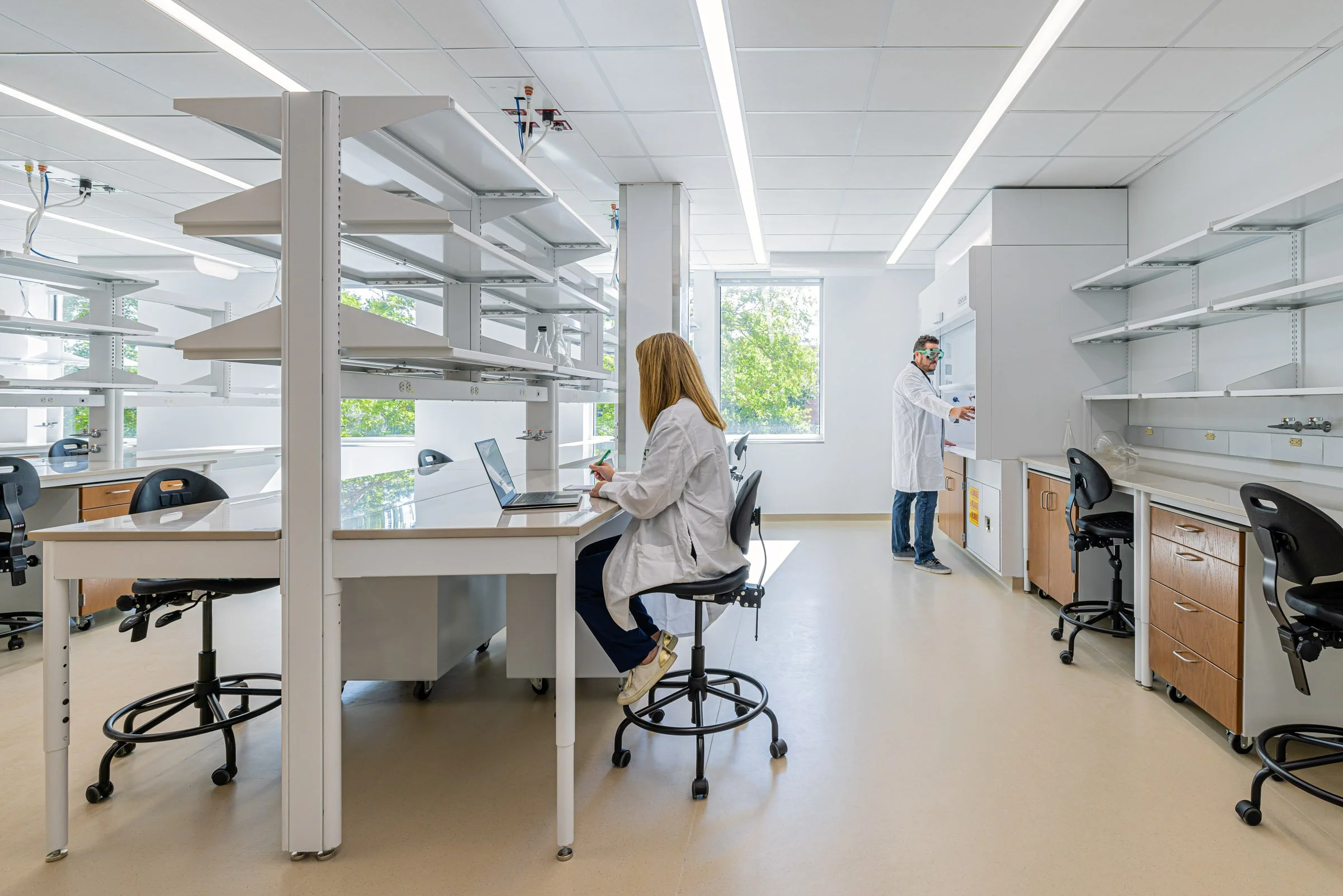 UNT Lab_0P1A8039_People_web_visid.jpg
