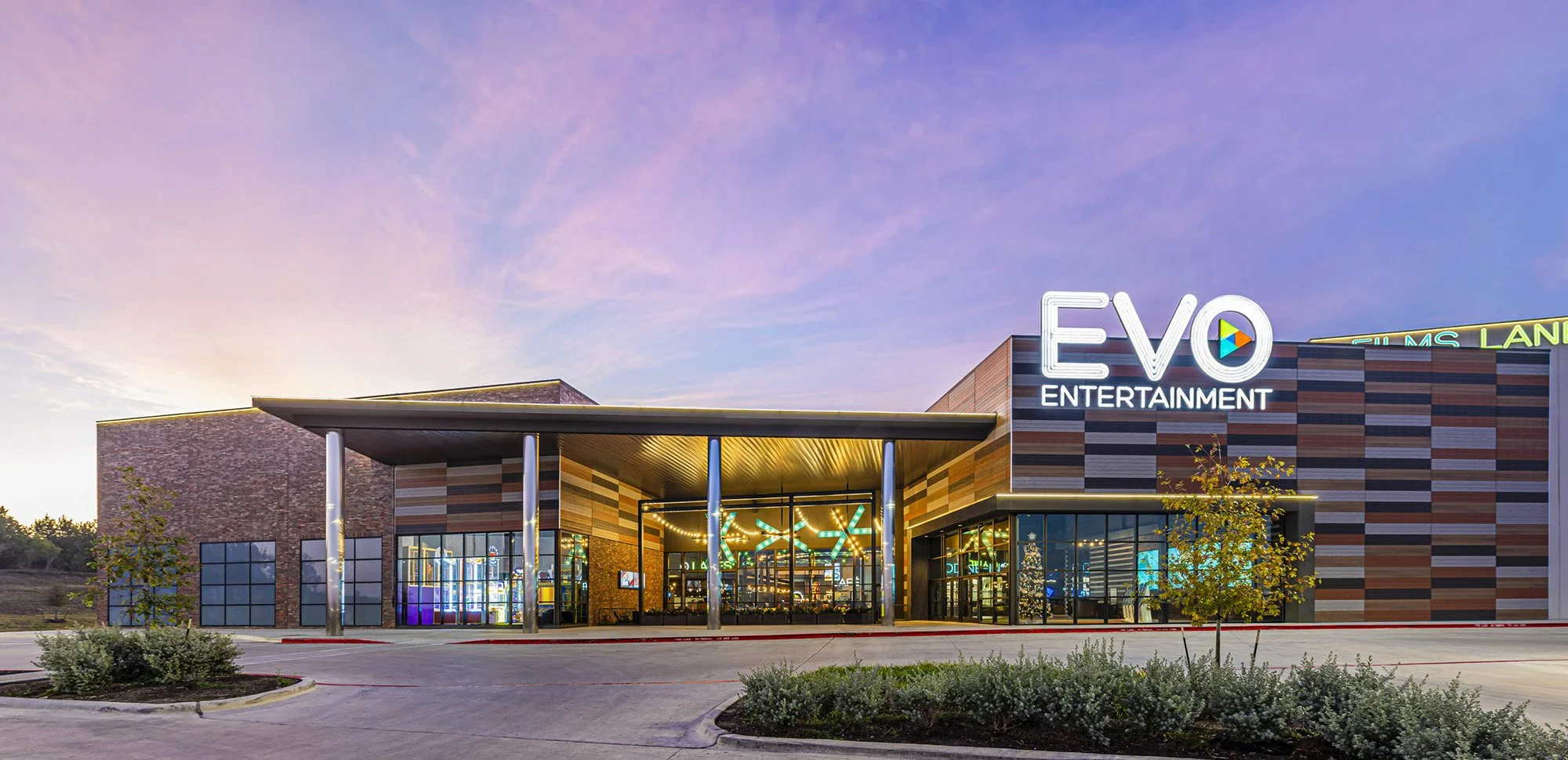 Evo Entertainment_8102101_sky_web_visid.jpg