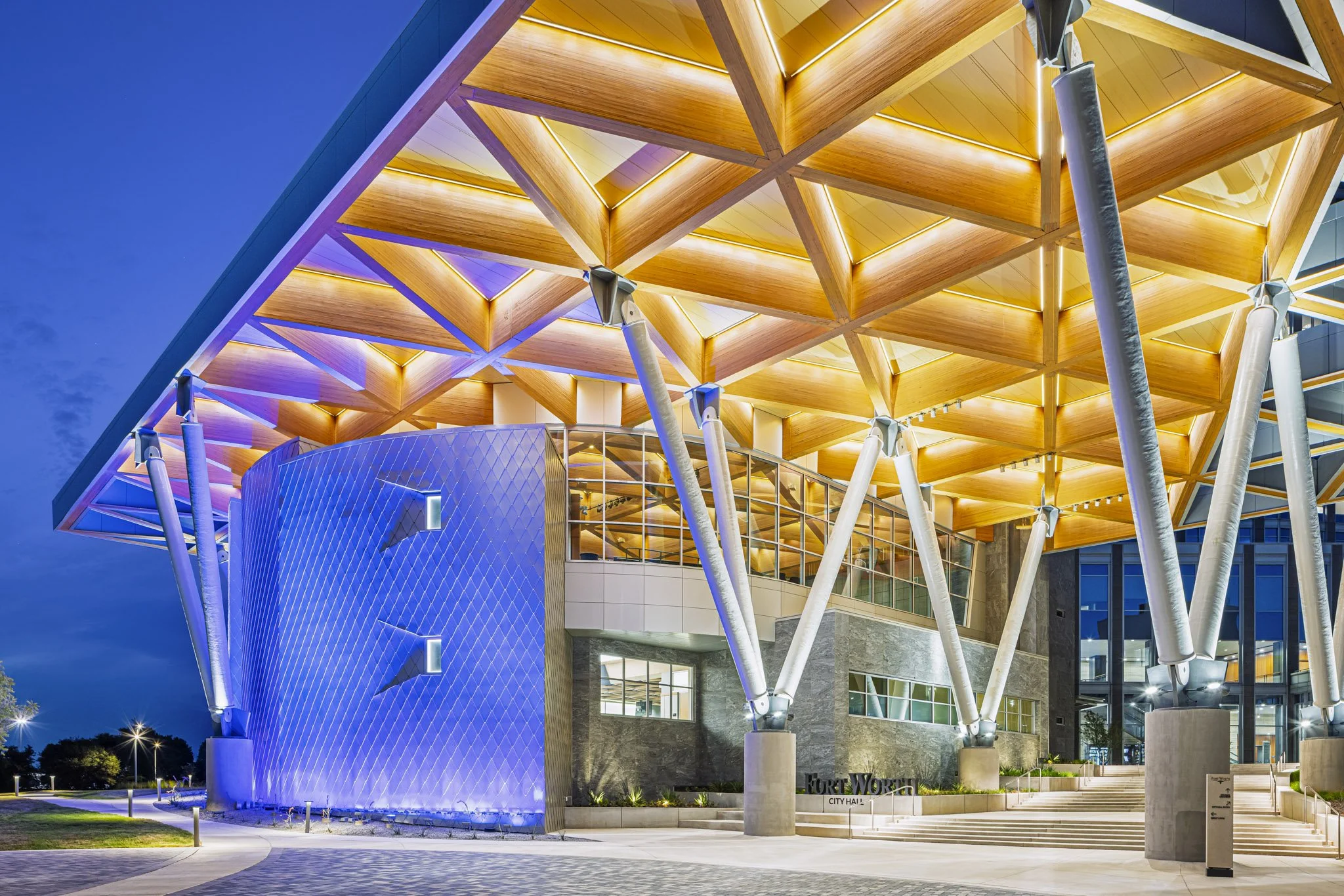 FW City Hall_0P1A9675_web_visid.jpg
