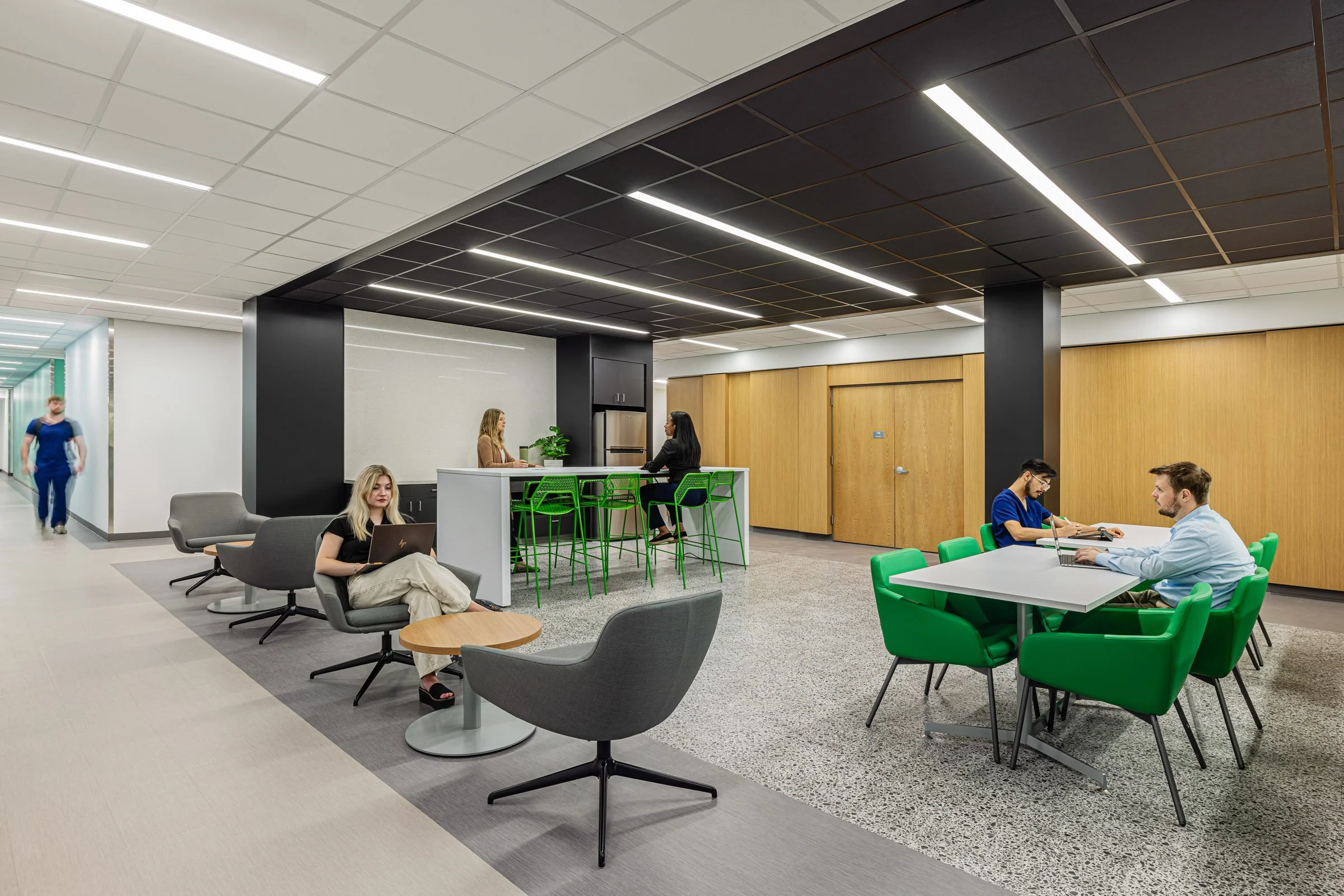 UNT Lab_0P1A8148_People_web_visid.jpg