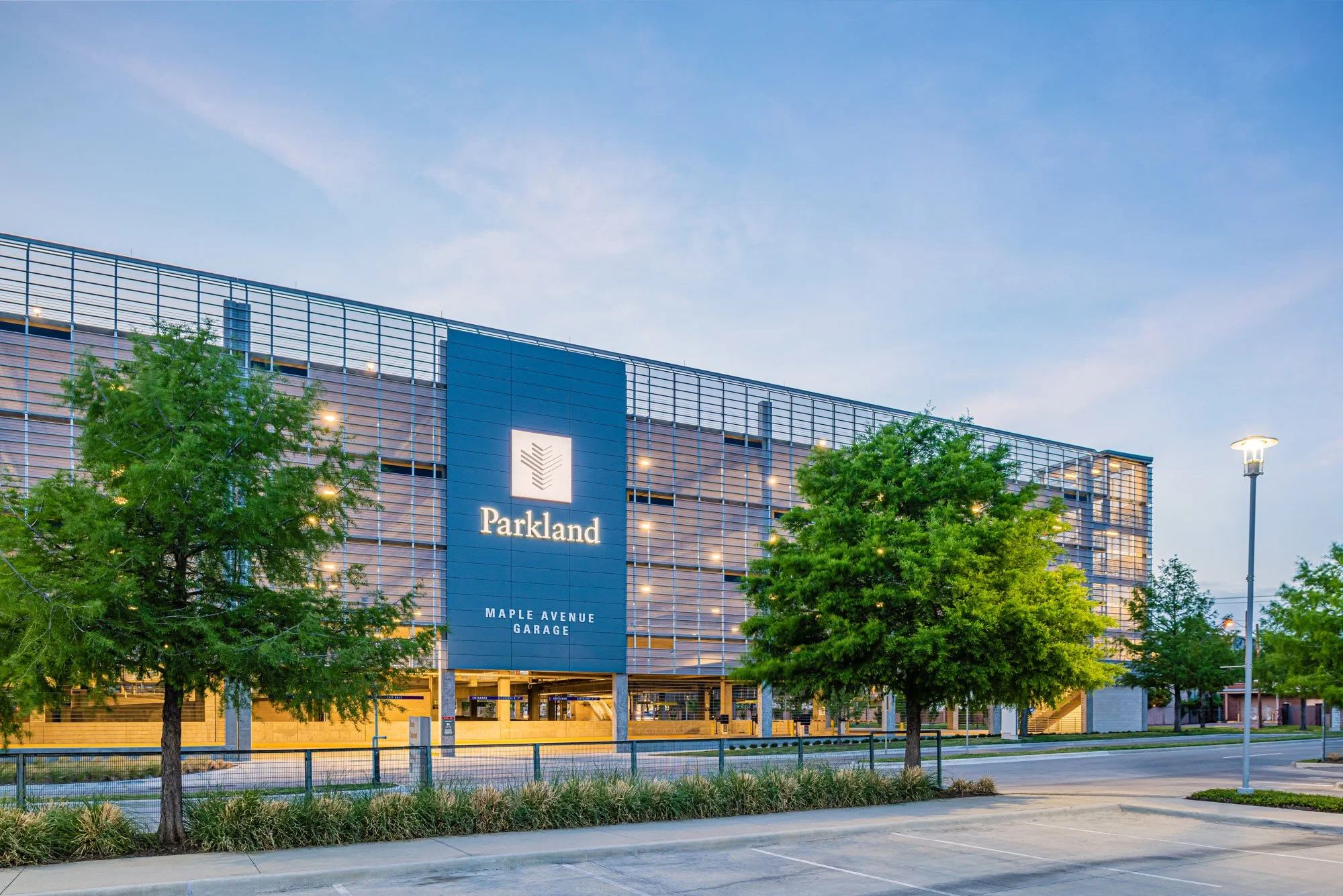 Parkland Garage_web_01_visid.jpg