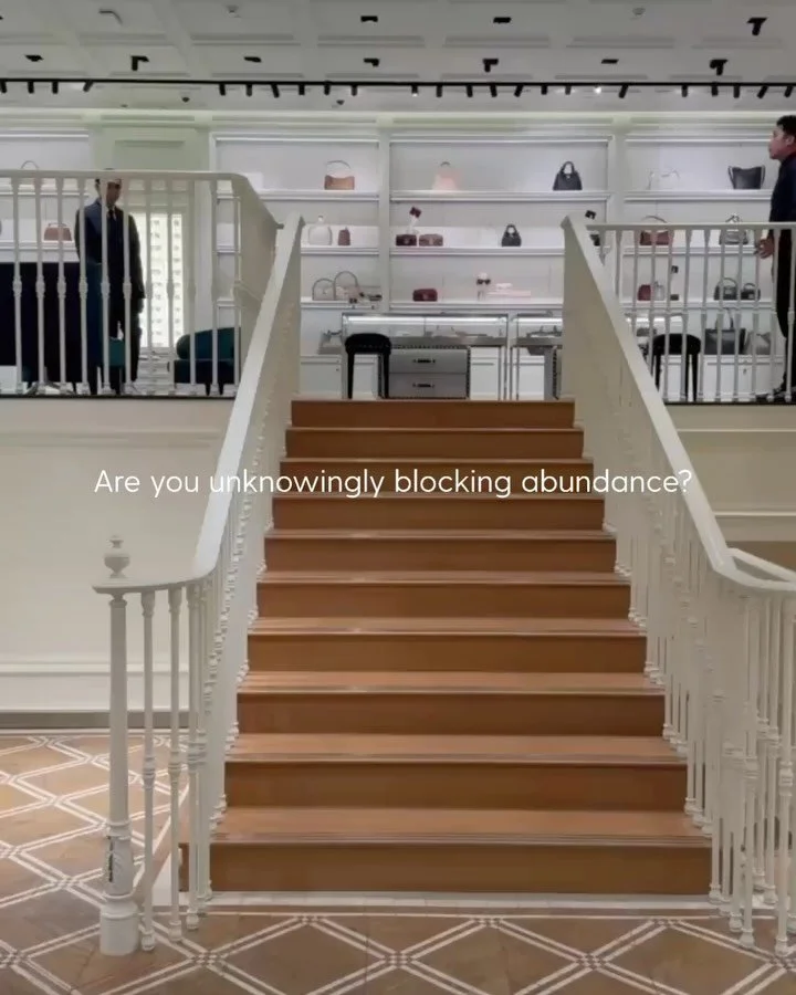 Are you truly aligned with abundance or secretly blocking it?

These are two simple and powerful shifts you can make today.✨

Which side are you on? Comment below 👇.

#billiondollarhealer #abundance #abundanceactivation #activate #manifest