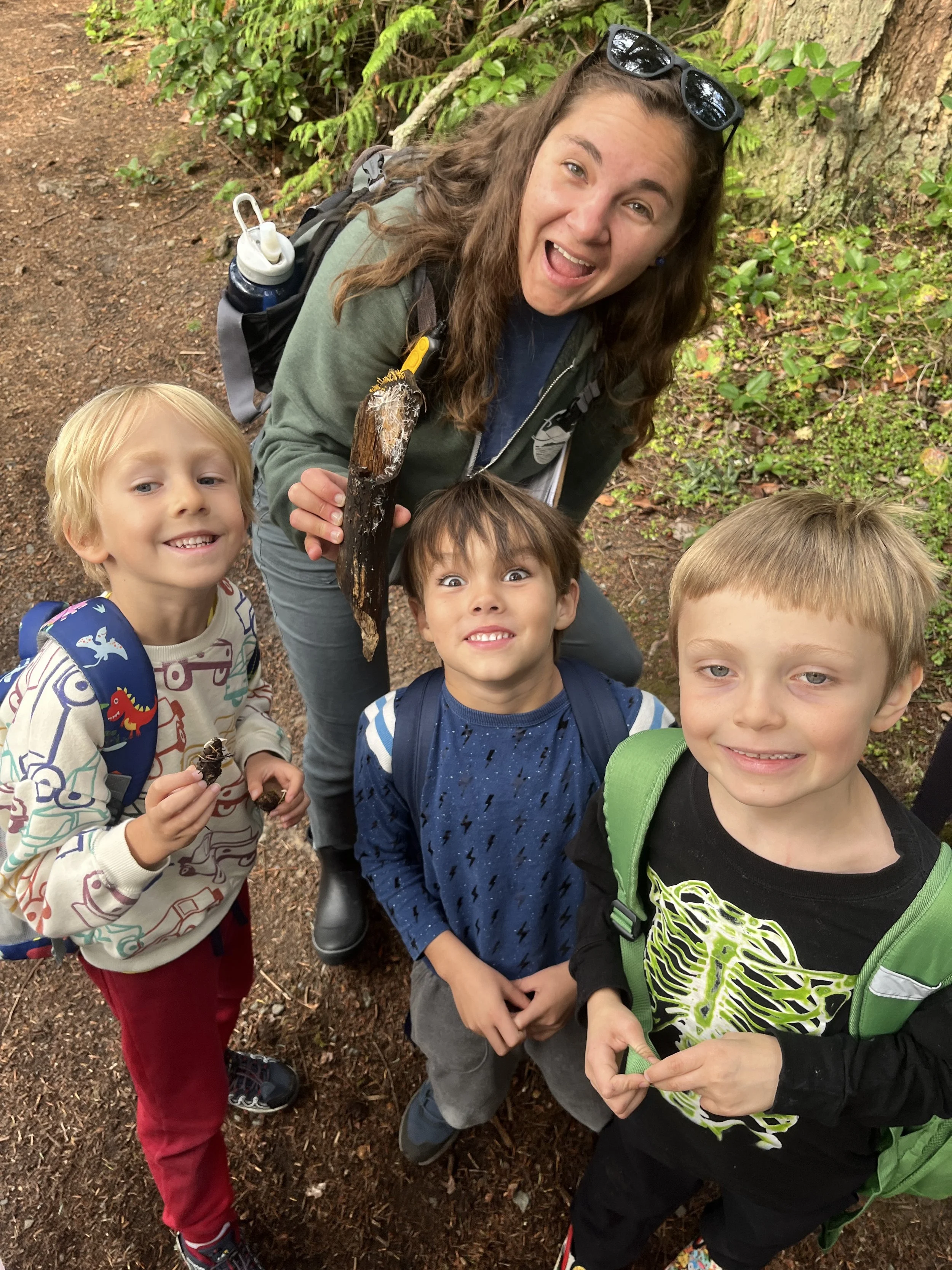 May Family Hike: Flights of Feathered Friends