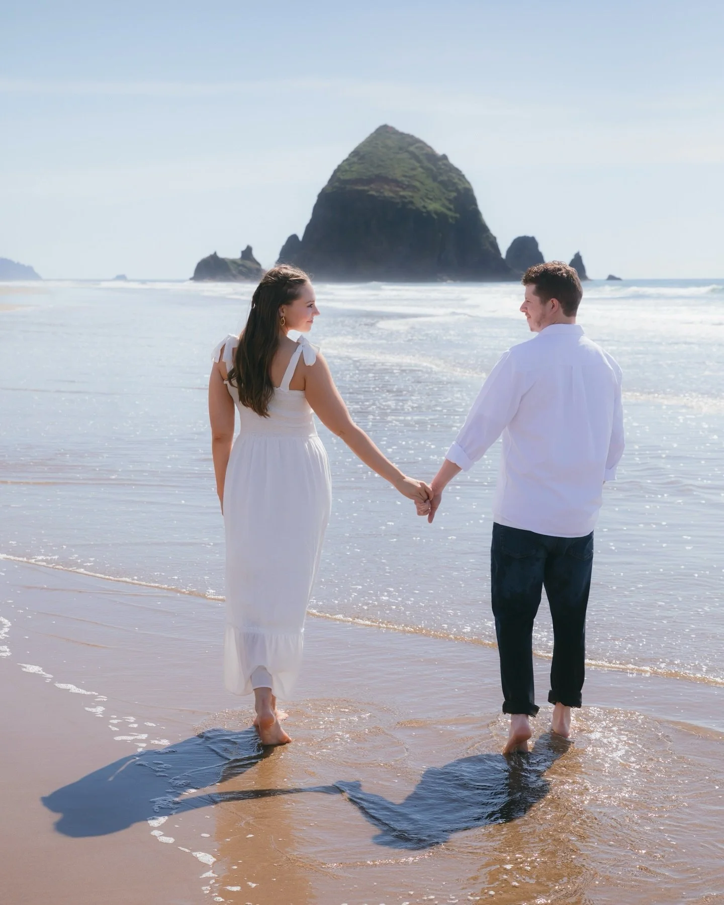 Forecast said rain&hellip; the coast had other plans ☀️

Kyle &amp; Atley brought the kind of playful, effortless love that makes sessions like this feel like magic. Bright, airy, and a little whimsical&mdash;just the way I love it.

More from their 