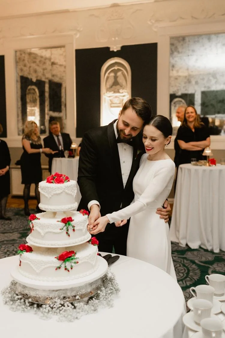 80s-wedding-cake-inspiration.jpg.jpg