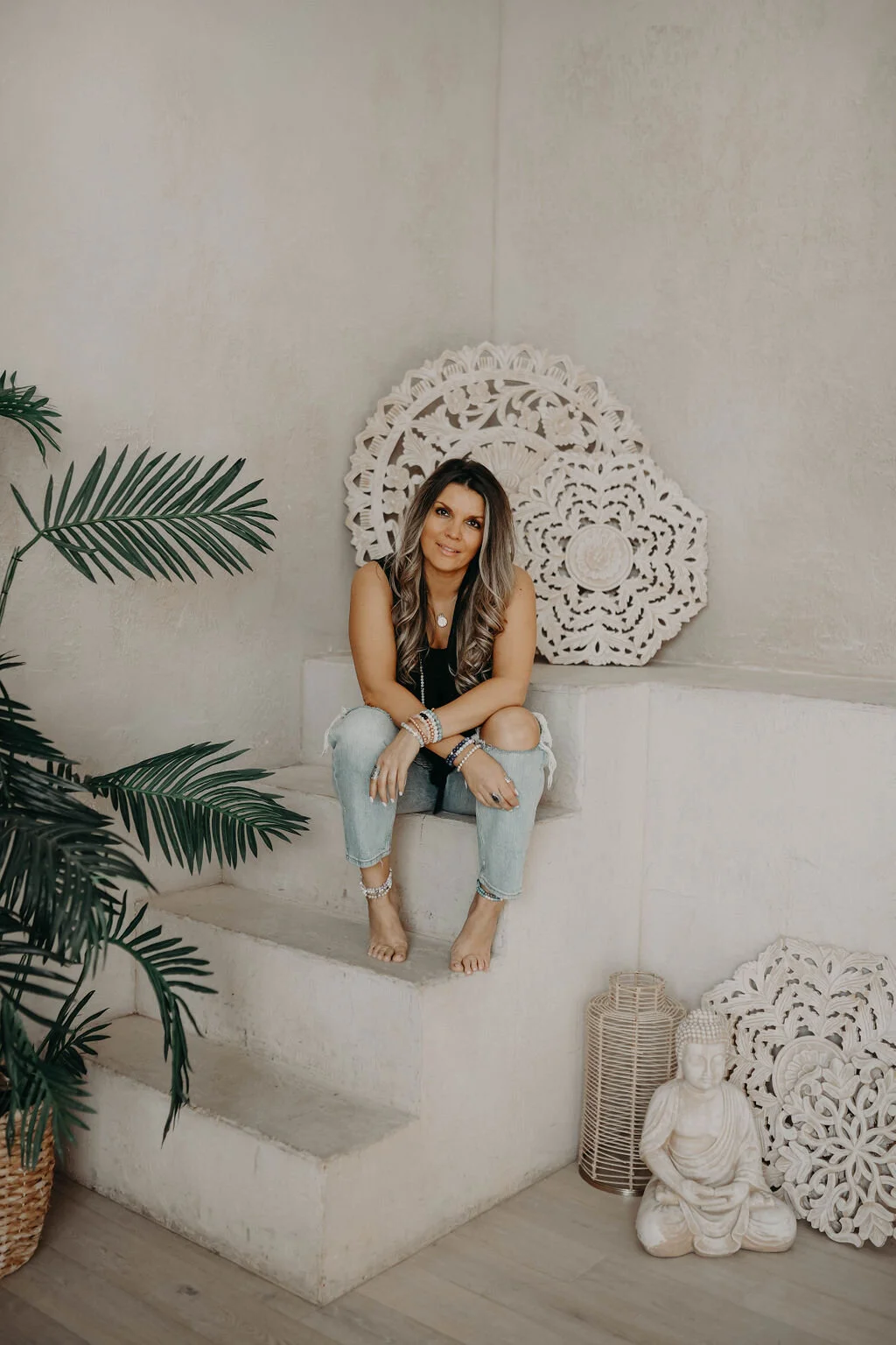 Hey I’m Bo!I’m a Master Energy Healer, Self Mastery Expert &amp; Registered Aromatherapist. I specializing in spiritual &amp; wellness practices and soul evolution techniques. Let’s heal our body, mind &amp; soul.
