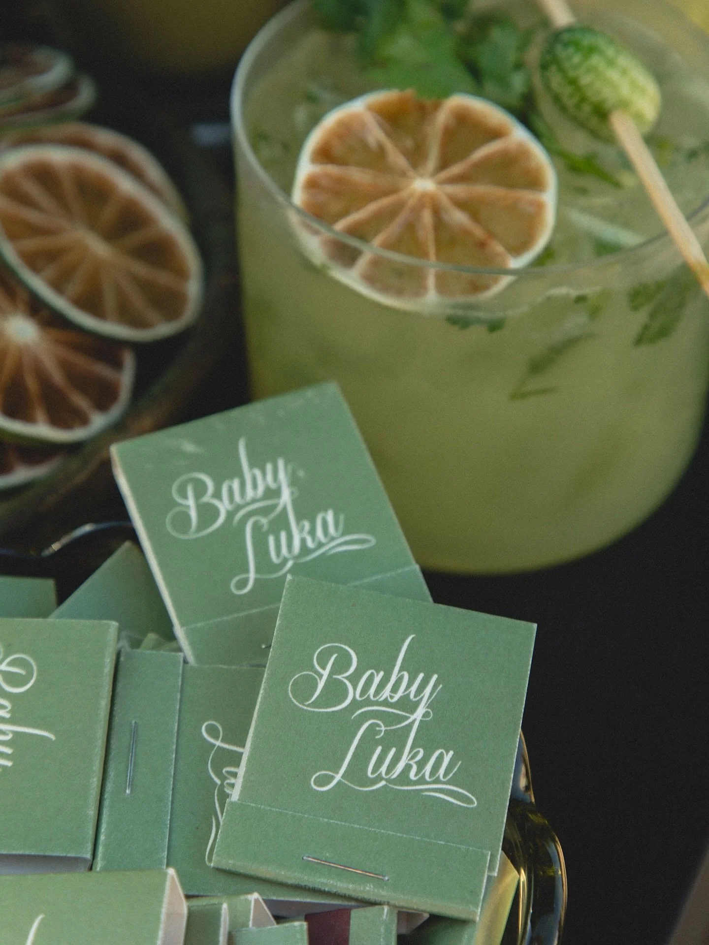 Do you match your cocktails with your matchbooks? 

Thank you @thematchconcept for bringing these to life. 

design: @studiorestore.co 
photo: @valvogtbauer 

#matchbooks #babyshower #freshcocktails