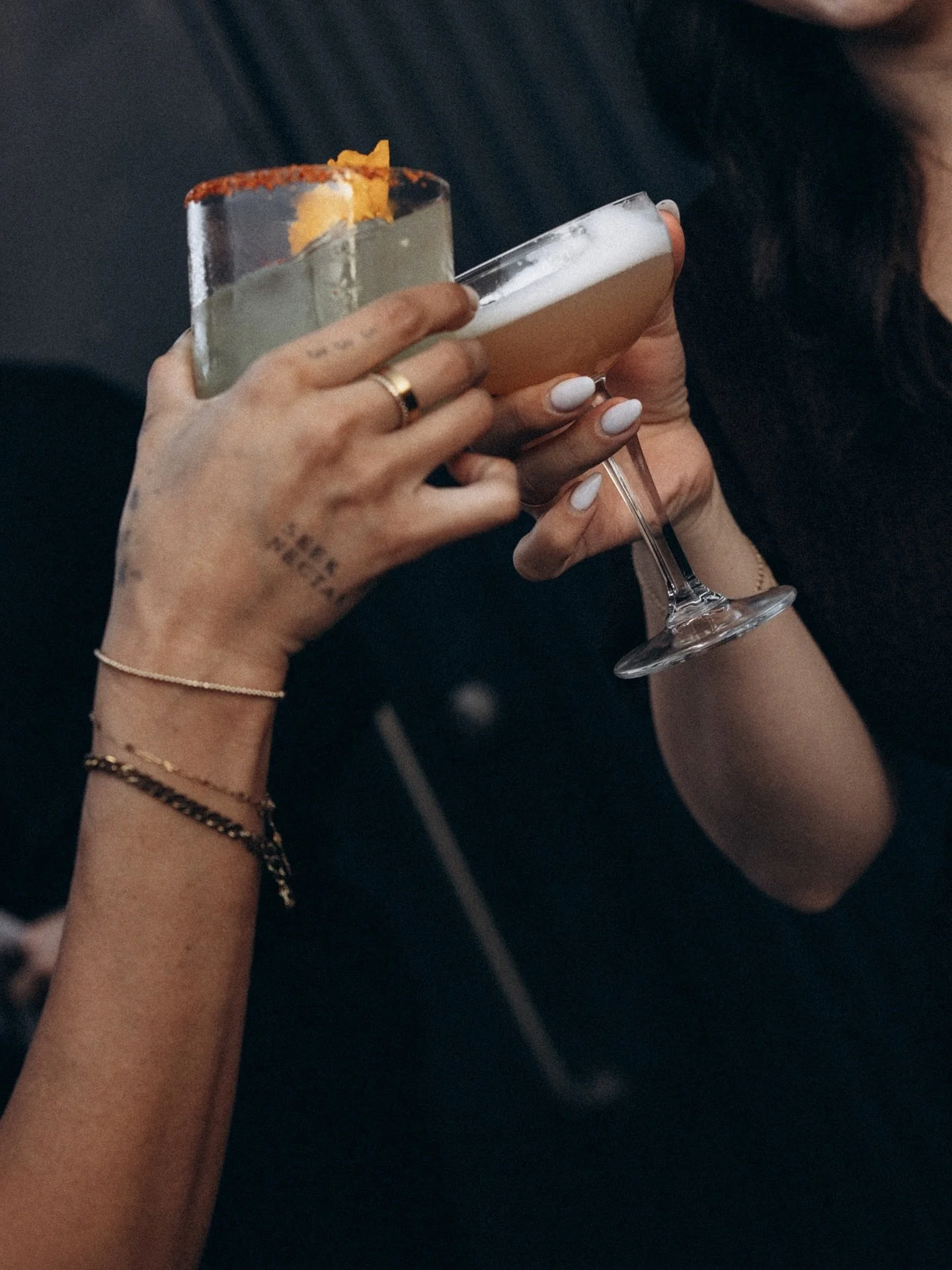 Cheers to the 1st day of Fall 🍂 we are so excited for this season of drinks &amp; decor. Give us all the Apple Cider Margs please.

Design @hygge.creativeco
Coordination @brandijaneevents
Venue @thenest.atstill
Photo @forloveandlight
Bar @sipsipmobi