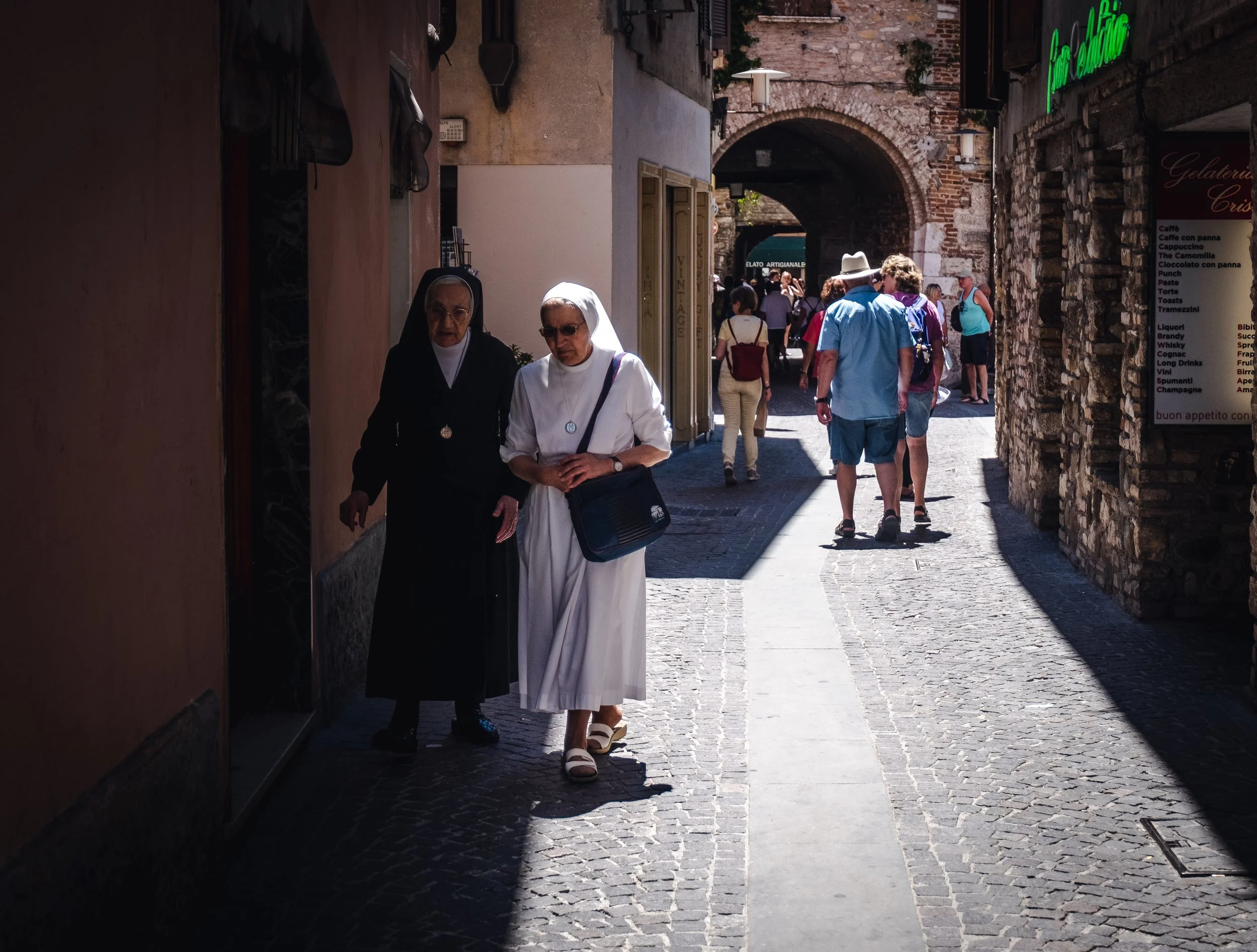 DSCF6682-2.jpg
