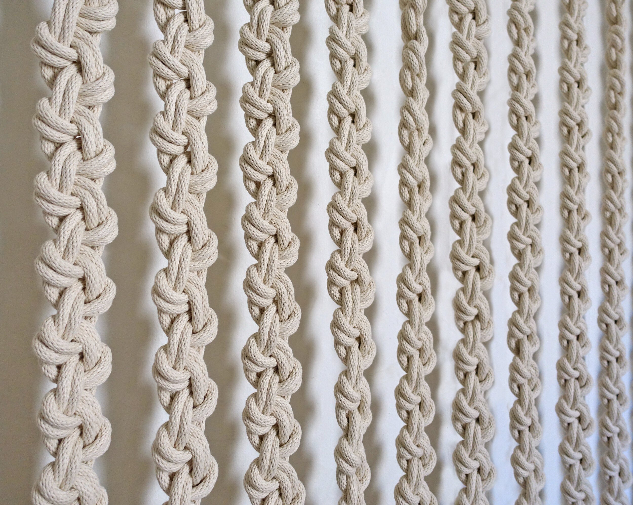 Daisy_Chain_Macrame_Detail.jpg