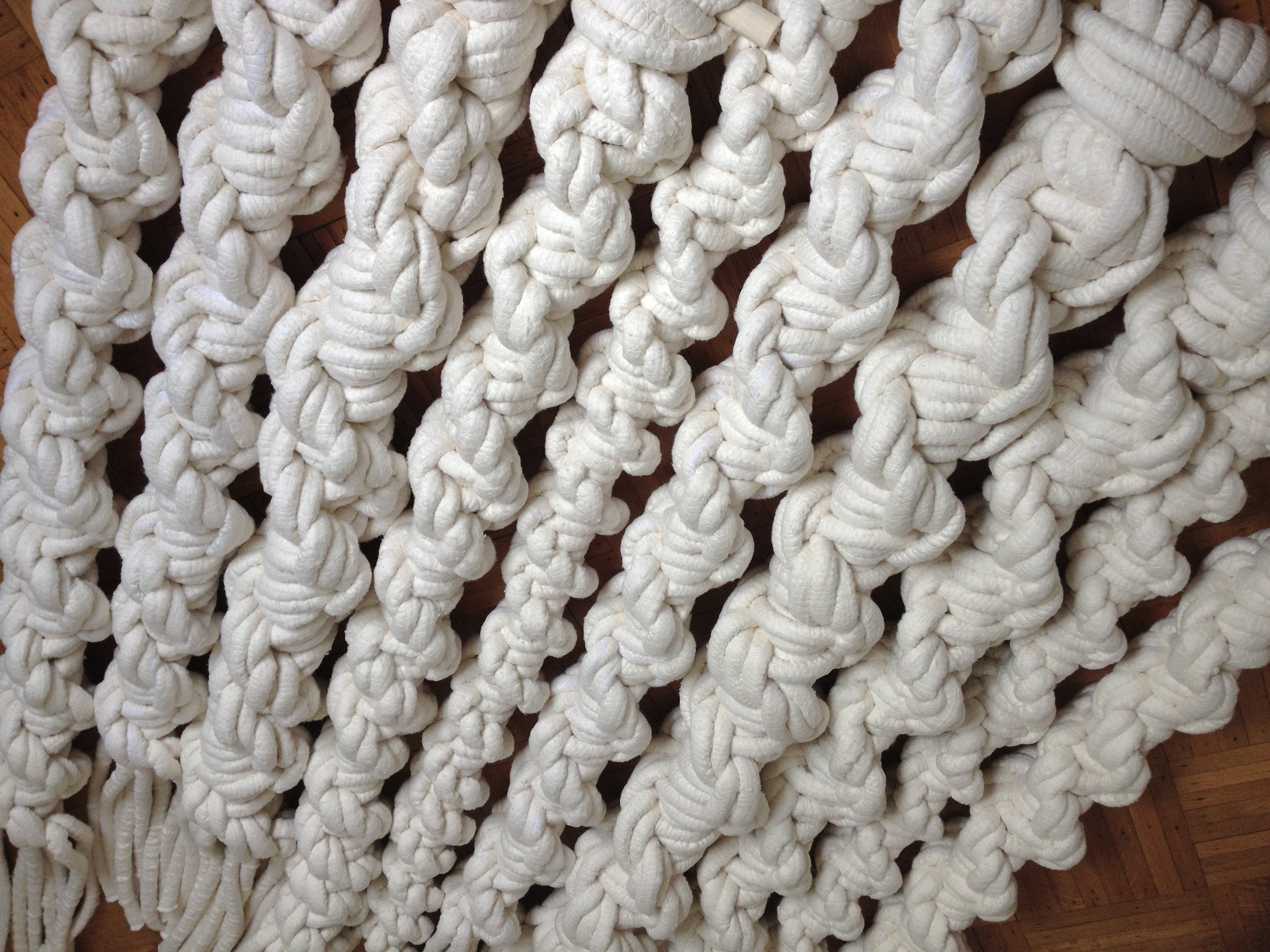 OversizerRopeKnotArt_ModerMacroMacrame+XL_Lanyard_WindowDisplay.jpg