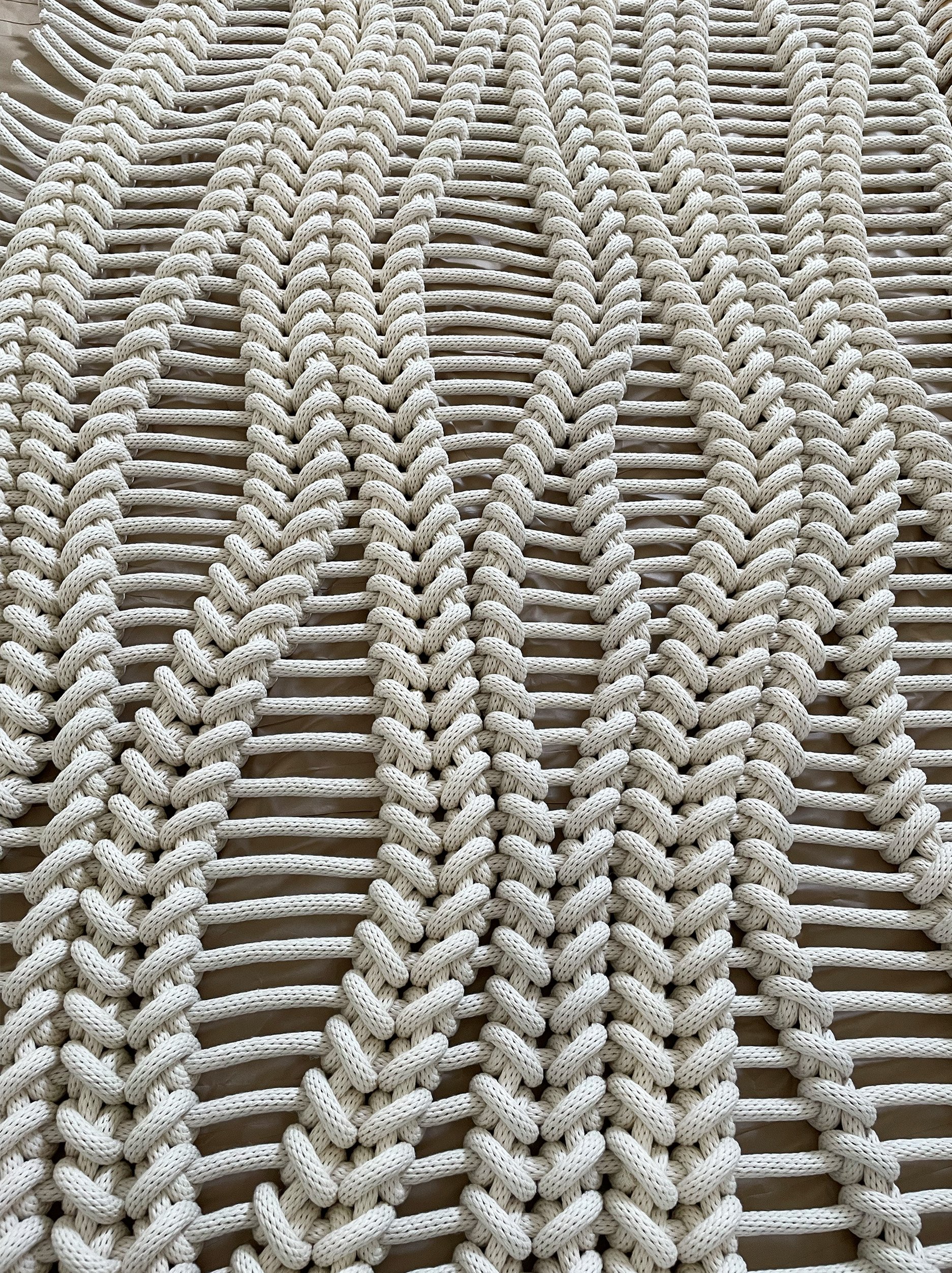 Texturual+Neutral+FiberWallArt_RopeScreenInstallation_ChunkyNauticalTapestryDecor_Custom+High-End_MacroMacrame.jpg