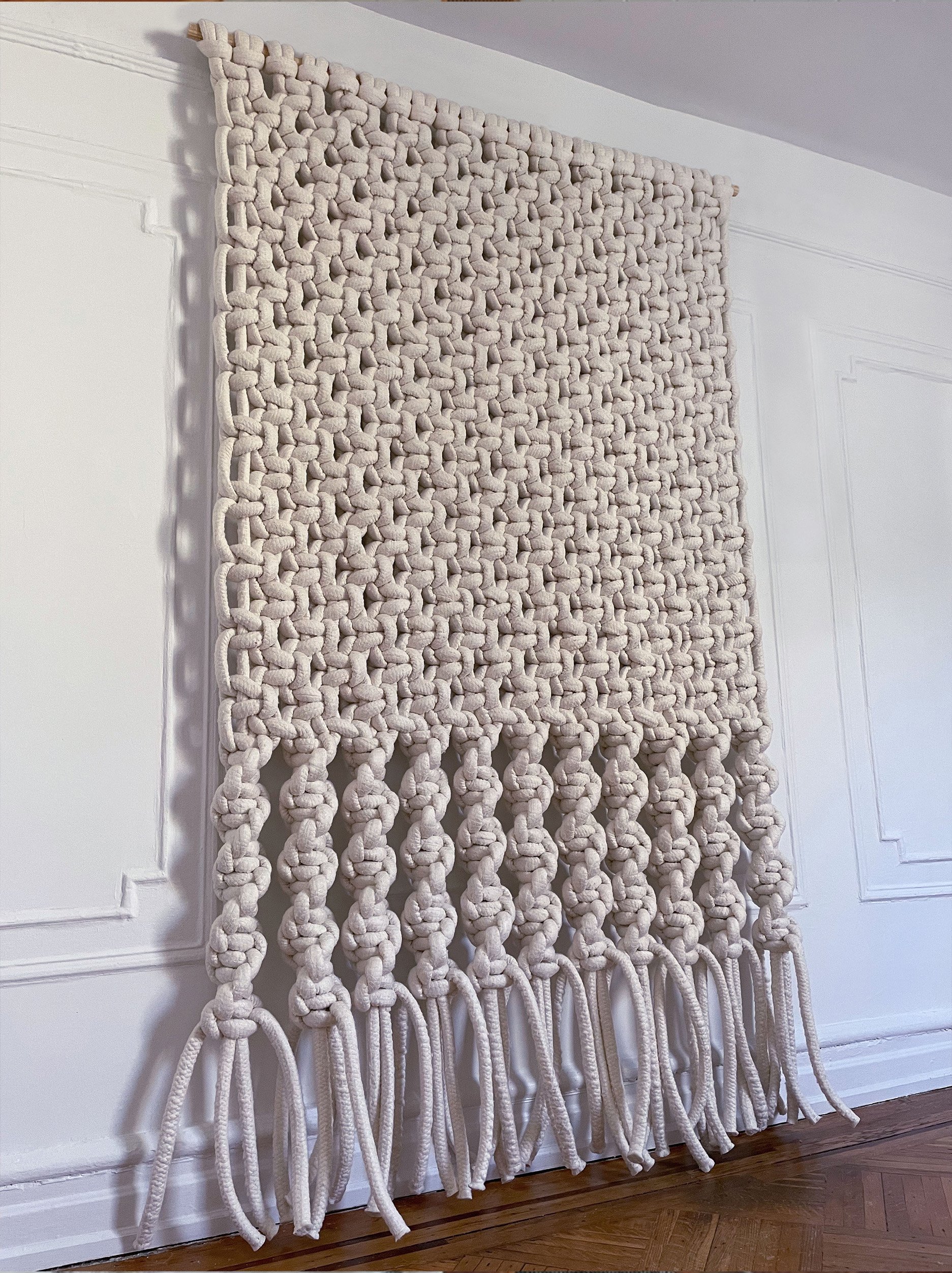 TexturalWallCovering+LargeWallArt_FloortoCeilingTextileArt_SoftWhiteMacroMacrame.jpg