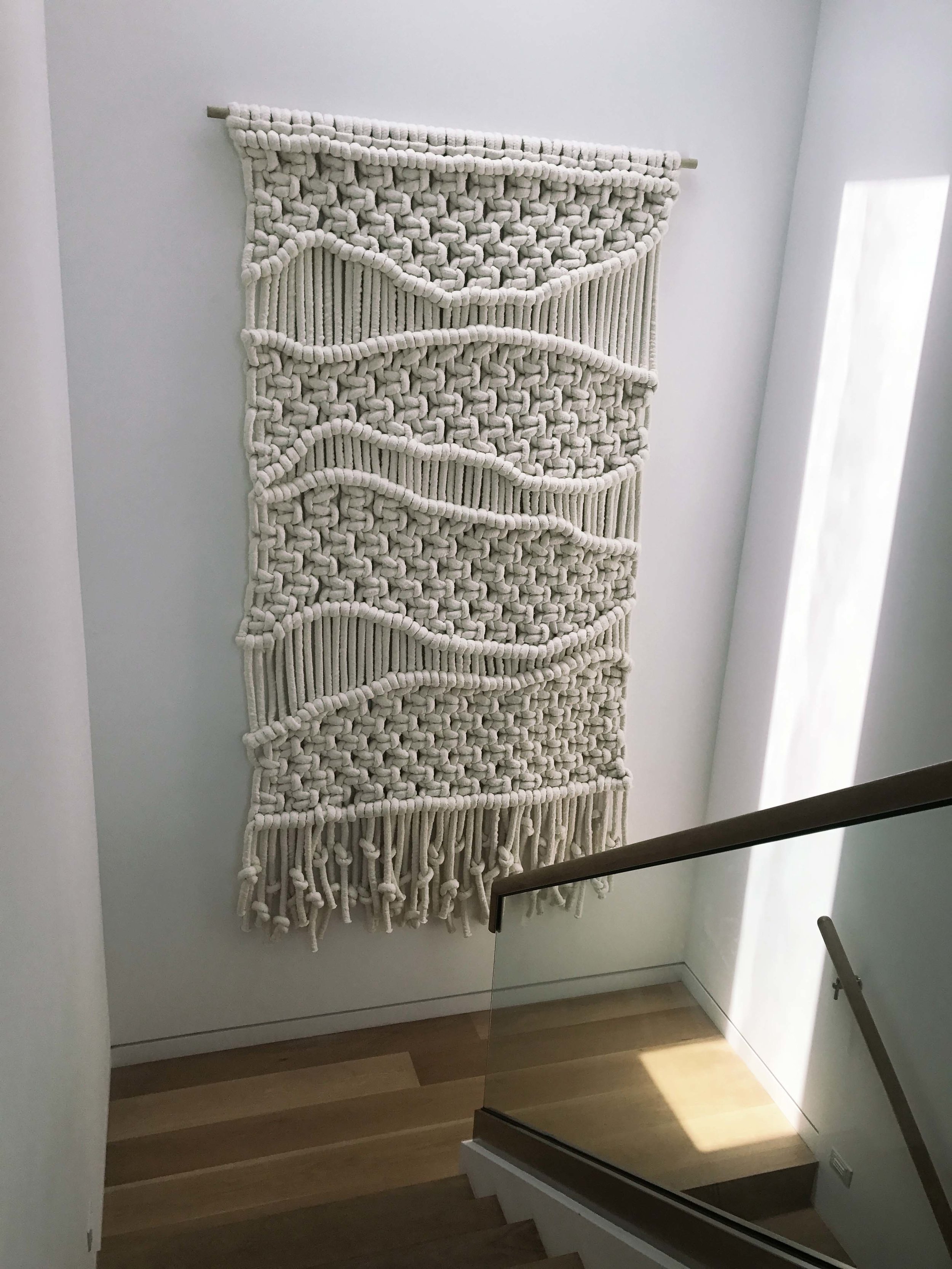 Organic lines macrame