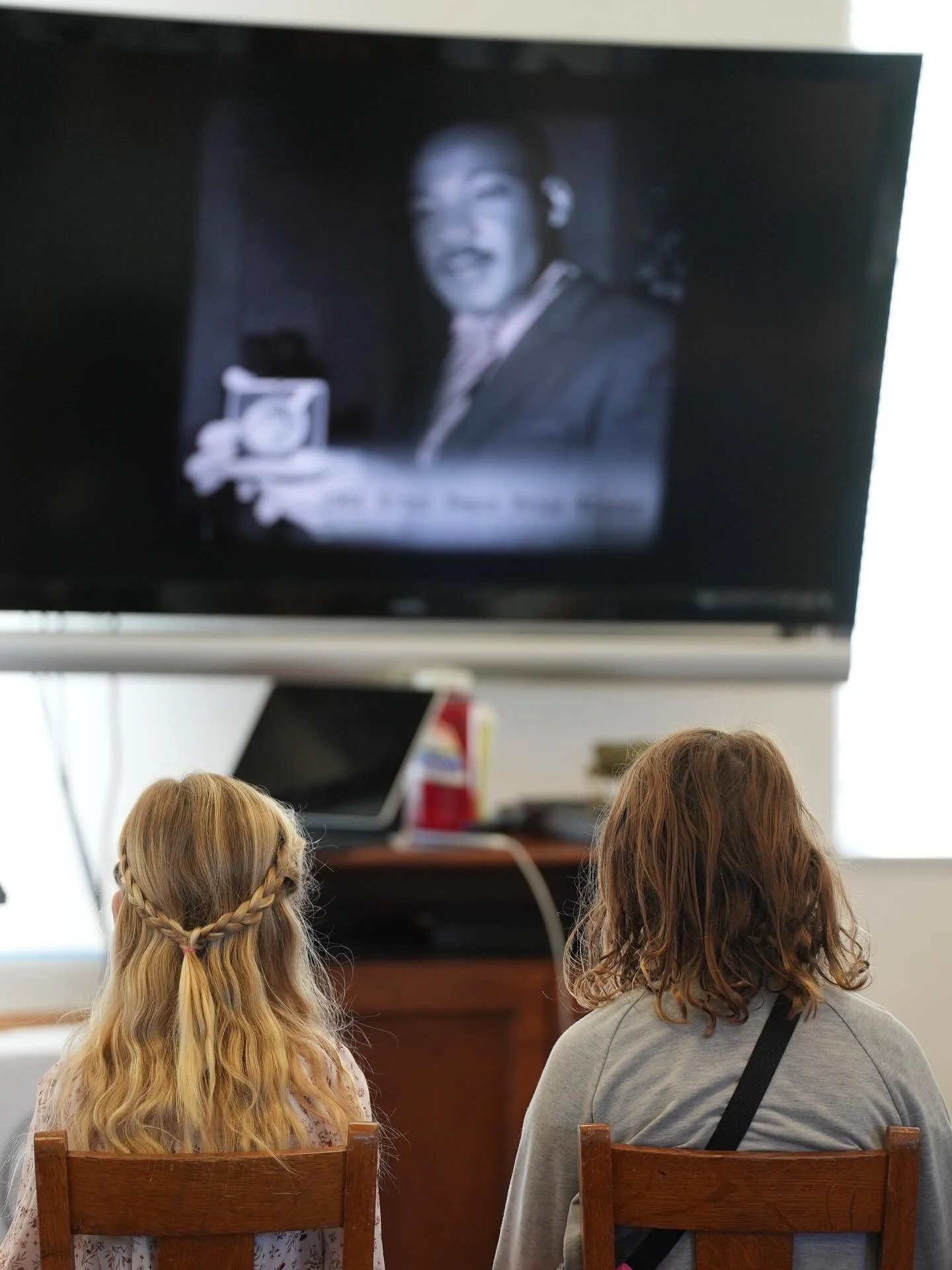 This past weekend, we discussed the remarkable faith of Martin Luther King, Jr., the prophetic voice of Jeremiah, and shared in the sacrament of communion together! 

Oh! And we also ate some delicious pink cupcakes.