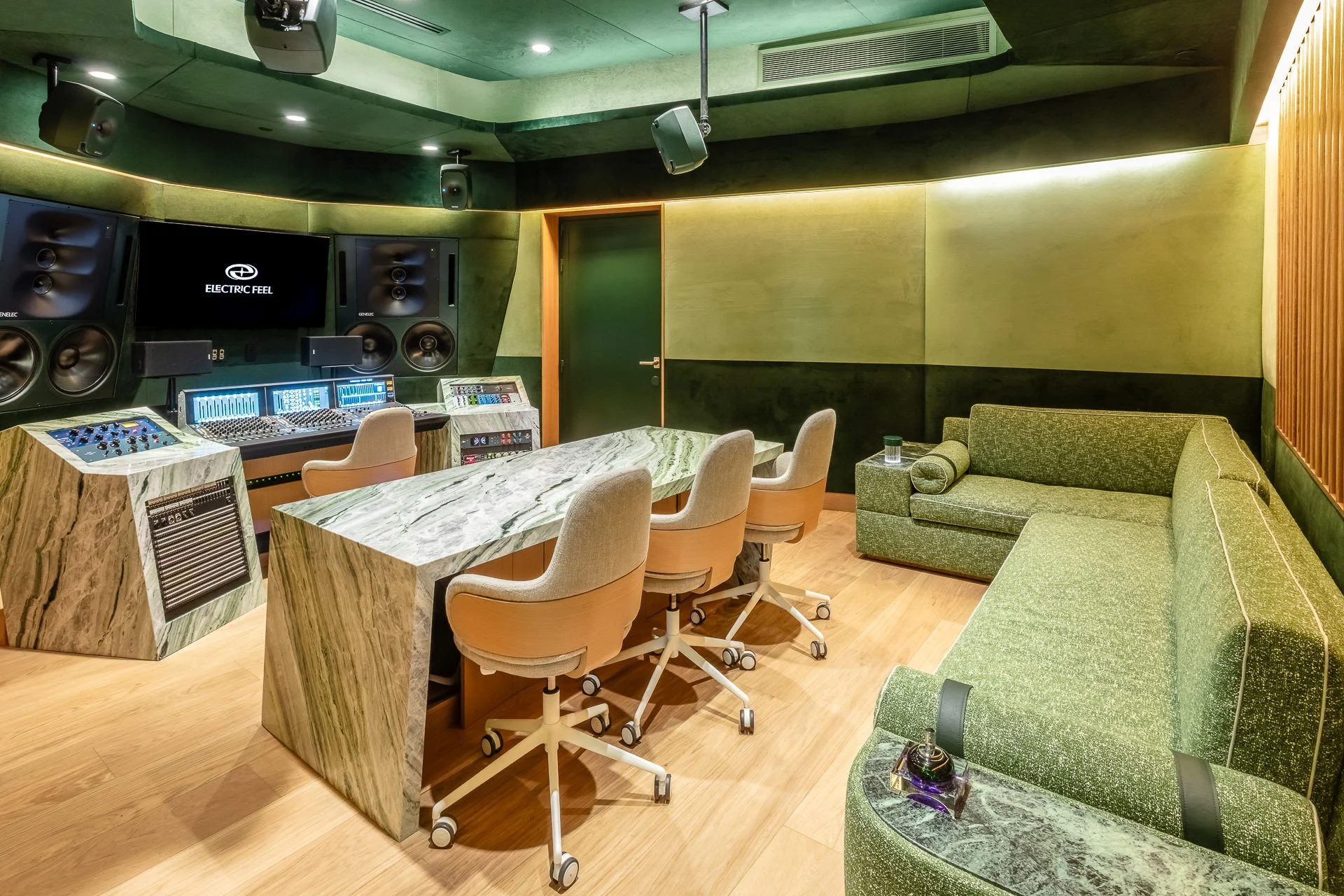 Jade Room