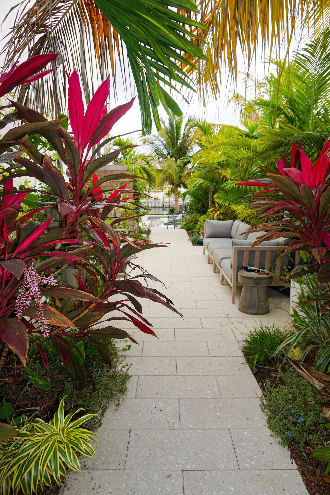 Haahr D Side to water.JPG