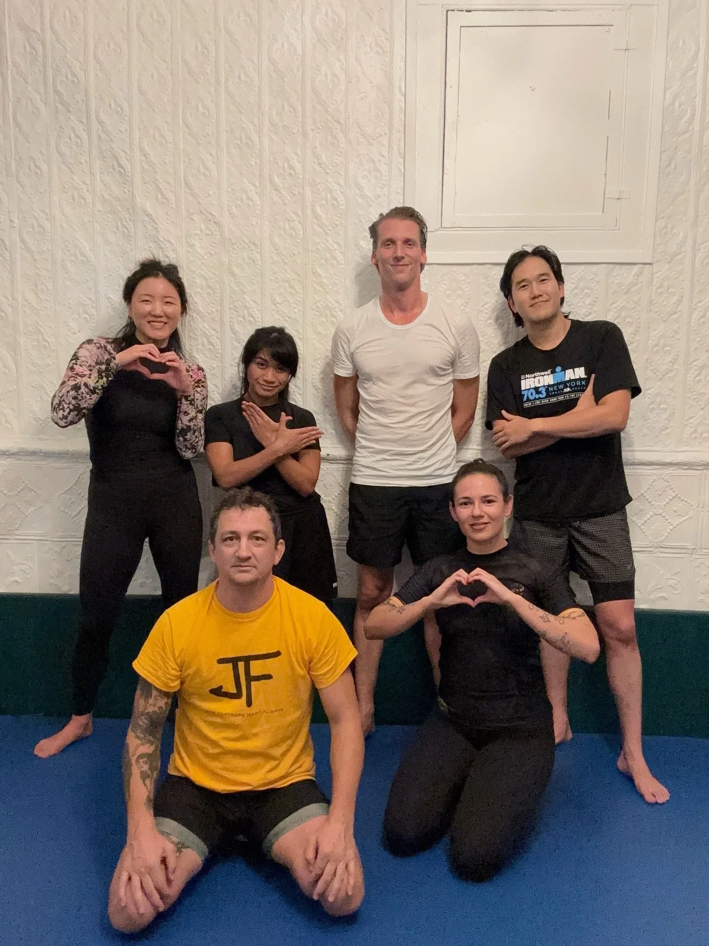 Last week we practiced a simple head & arm throw —> head & arm choke sequence 🫶👐🫶
~~ Learn Jiujitsu! BJJ Basics every Tuesday at 7pm with coach @aish.aish.bb ~~
#jadefortressmartialarts #bjjbasics #bjjfundamentals #nycbjj #brook