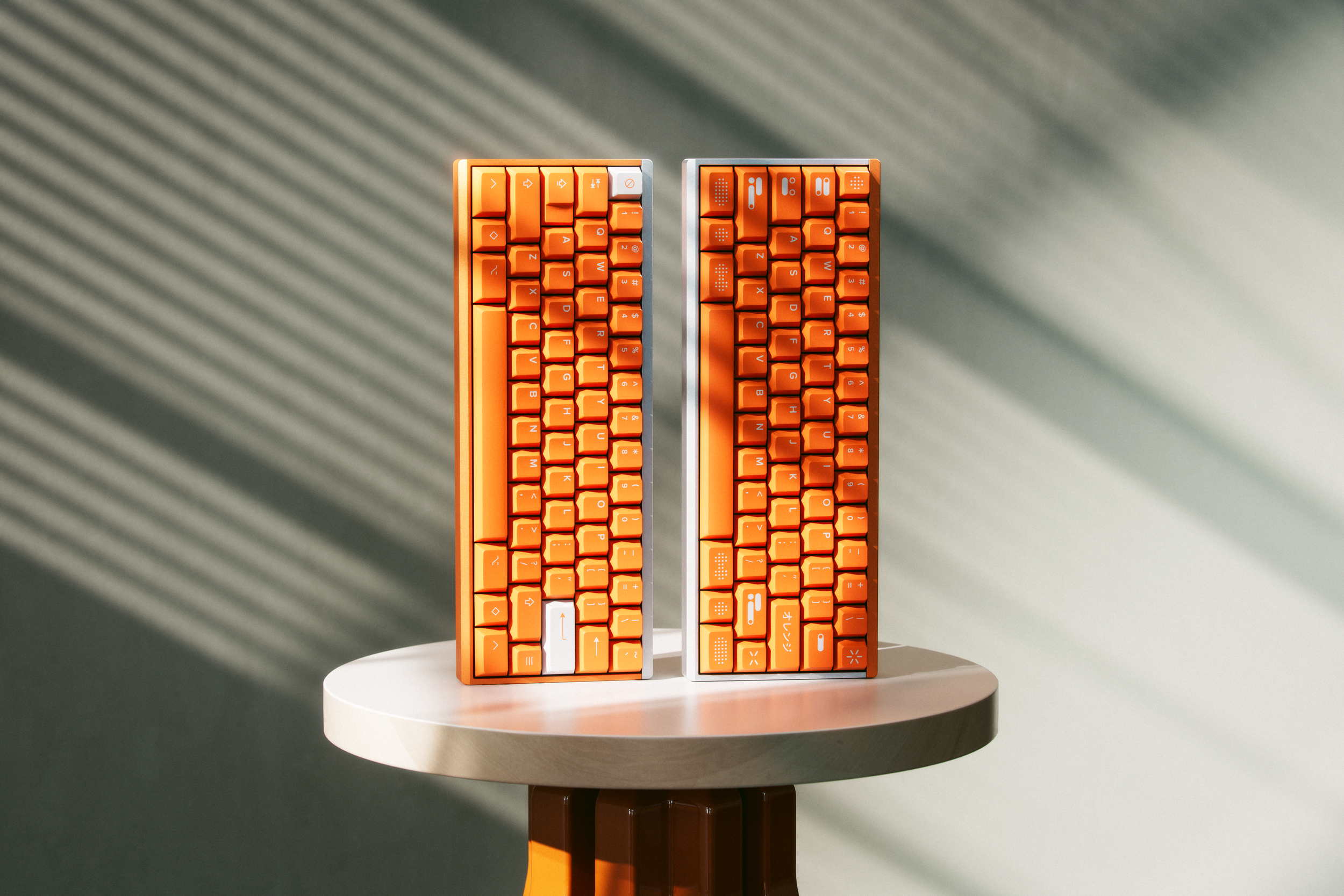 GMK_Orenji_Monolith_01_dist.png