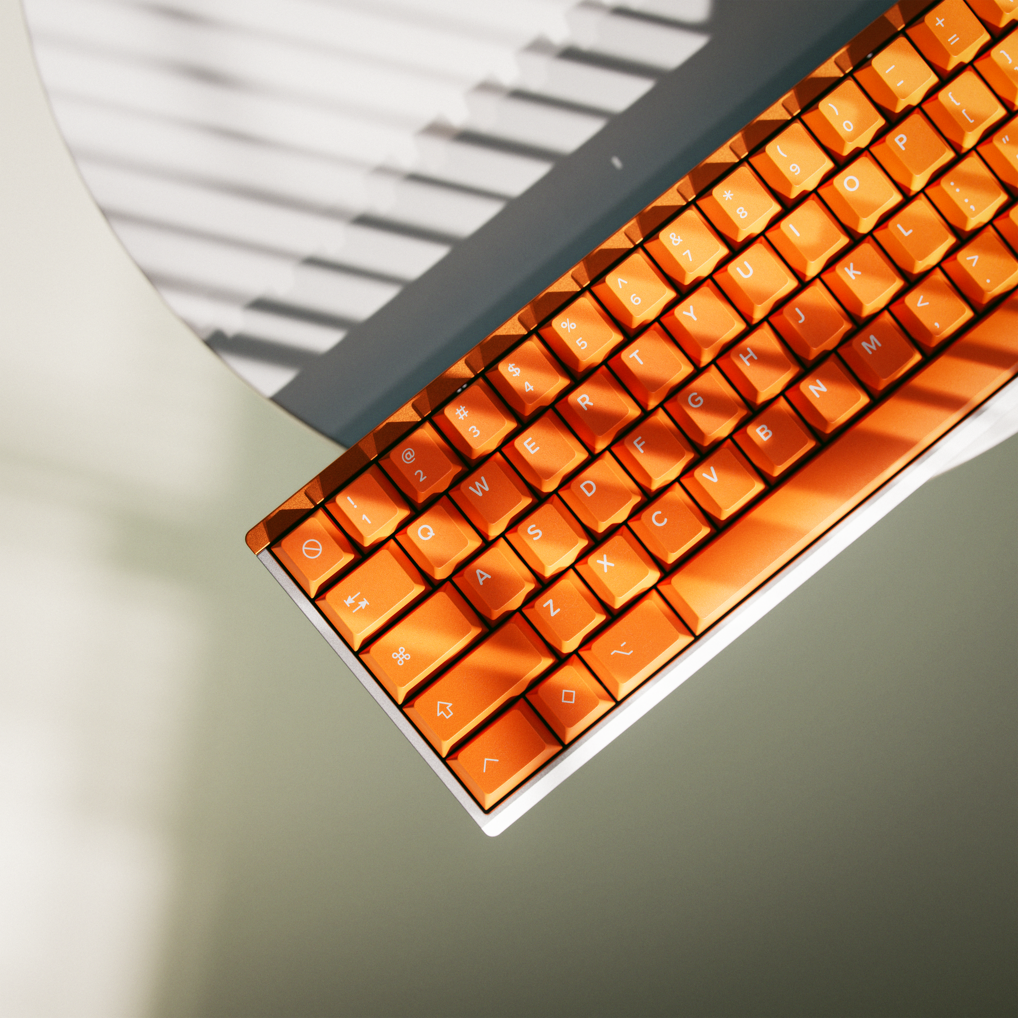 GMK_Orenji_Monolith_02_dist.png