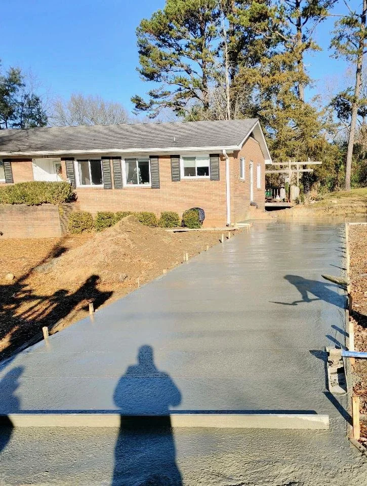Why a New Poured Concrete Driveway Is a Smart Investment Over Repairs in the Mooresville &amp; Lake Norman Area