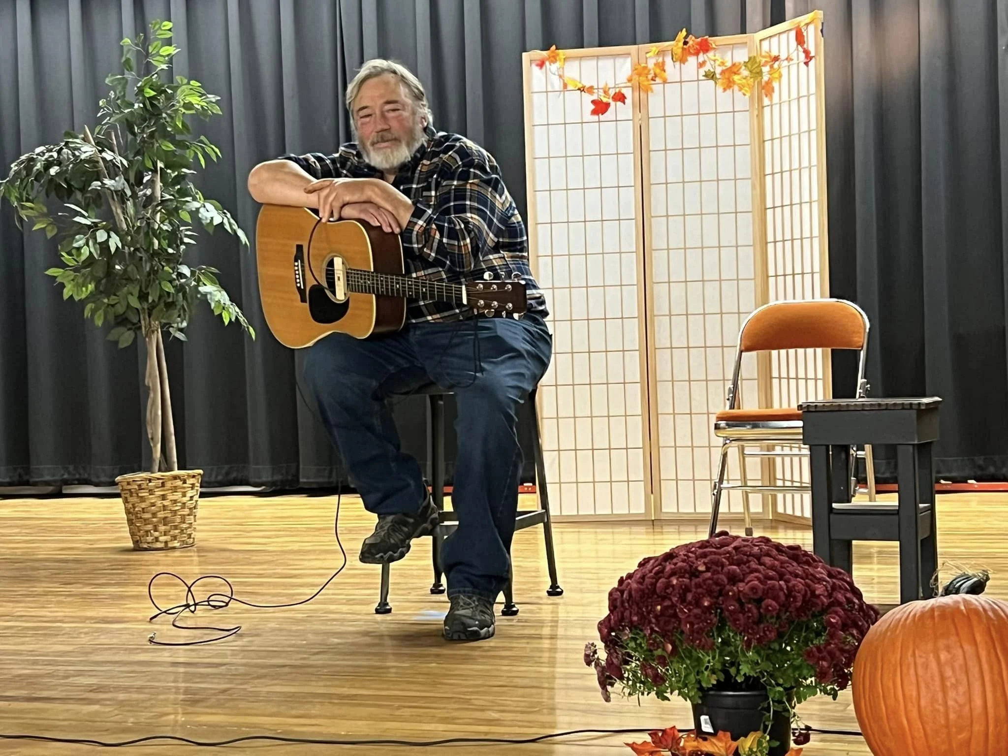 Wayne King ~ singer/songwriter/guitar. During the performance of some his original music