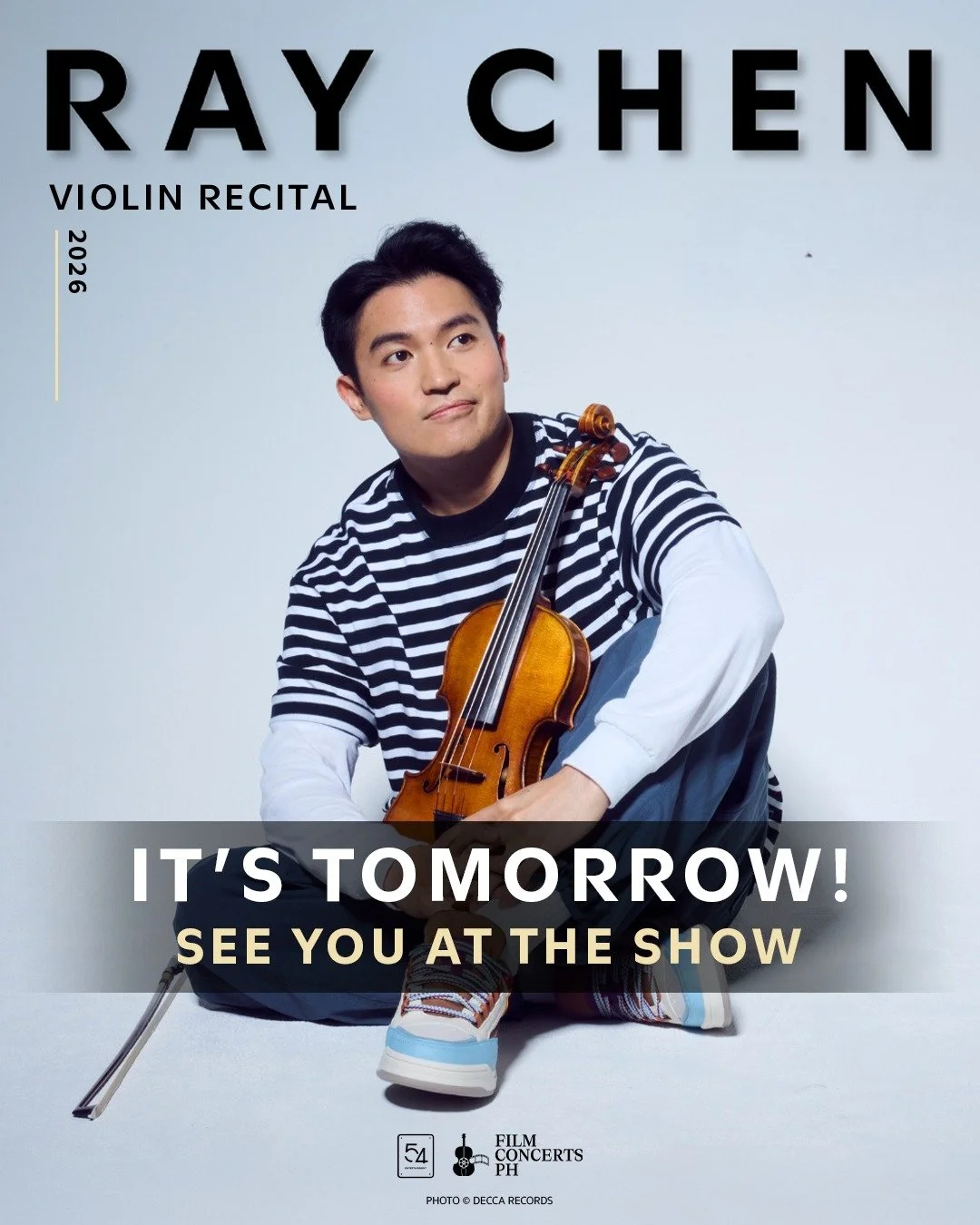 𝟭 𝗱𝗮𝘆 𝘁𝗼 𝗴𝗼 before Ray Chen graces the Manila stage once more. His 𝘀𝗼𝗹𝗱-𝗼𝘂𝘁 𝗿𝗲𝗰𝗶𝘁𝗮𝗹 brings a program that journeys from the elegance of Mozart and the romantic intensity of Grieg to the dazzling virtuosity of Bach and Sarasate.
