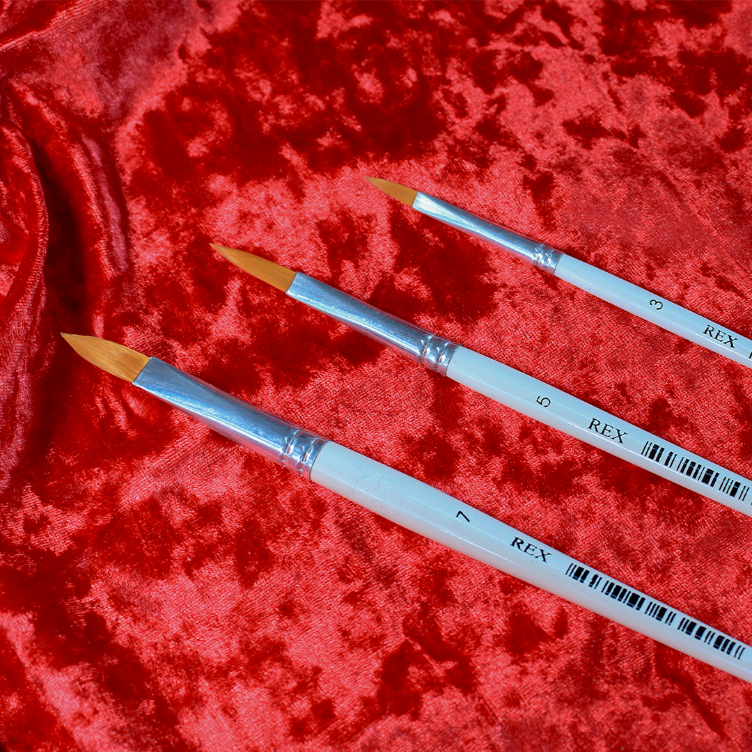 2100 Triángular_Web 04.png