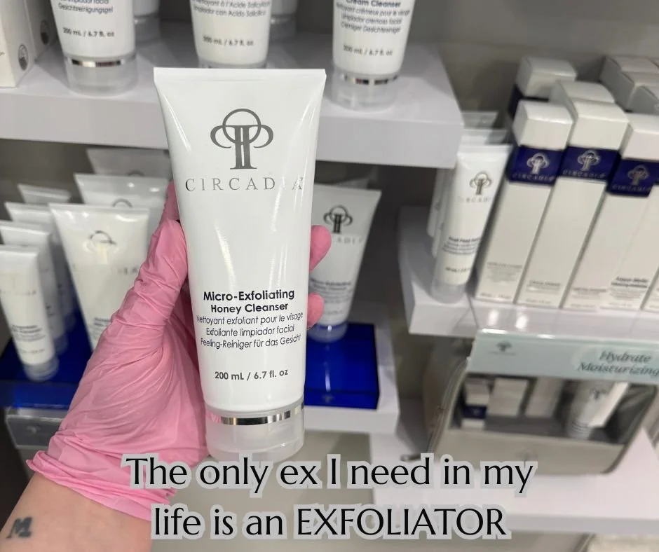 Break up with dull skin. Keep the exfoliator 😉

The Circadia Micro-Exfoliating Honey Cleanser gently exfoliates, cleanses, and brightens your skin all in one step &mdash; leaving your complexion smooth, refreshed, and glowing.

✨ Available in our re