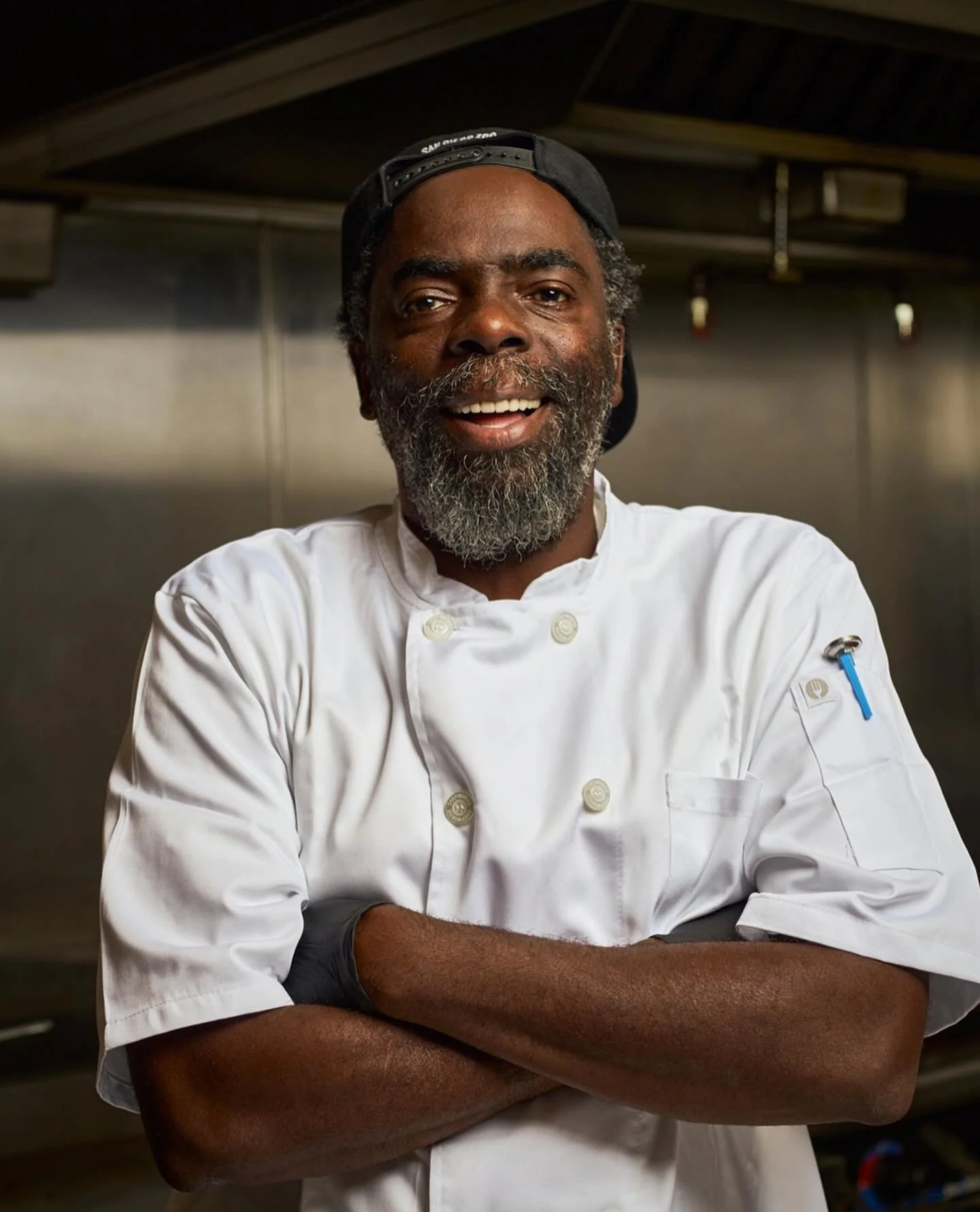 Meet our food vendor @oziskitchen 🇯🇲🥘

Ozi Brown has spent over 20 years crafting Caribbean cuisine. As a young man in Jamaica, Ozi would travel the island and cook for the Rasta community during Nyabinghi celebrations. Through this experience, he