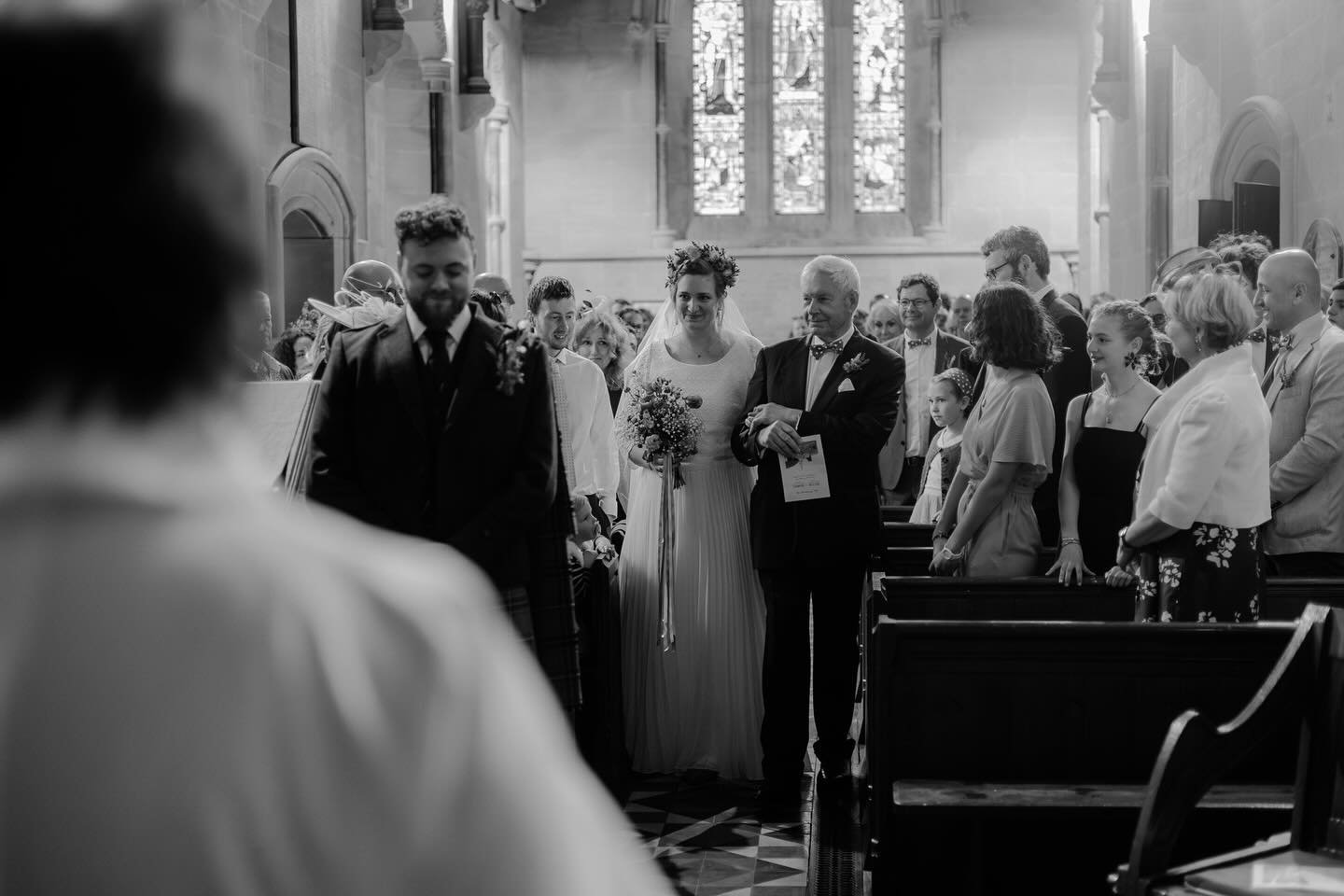 Aisle shots 📸 
One of our favourites! Love, nerves, happiness and every single detail just coming together 🫶🏻

#cotswoldweddingphotographer #somersetweddingphotographer #southwestweddingphotographer #weddingaisle #somersetchurchwedding