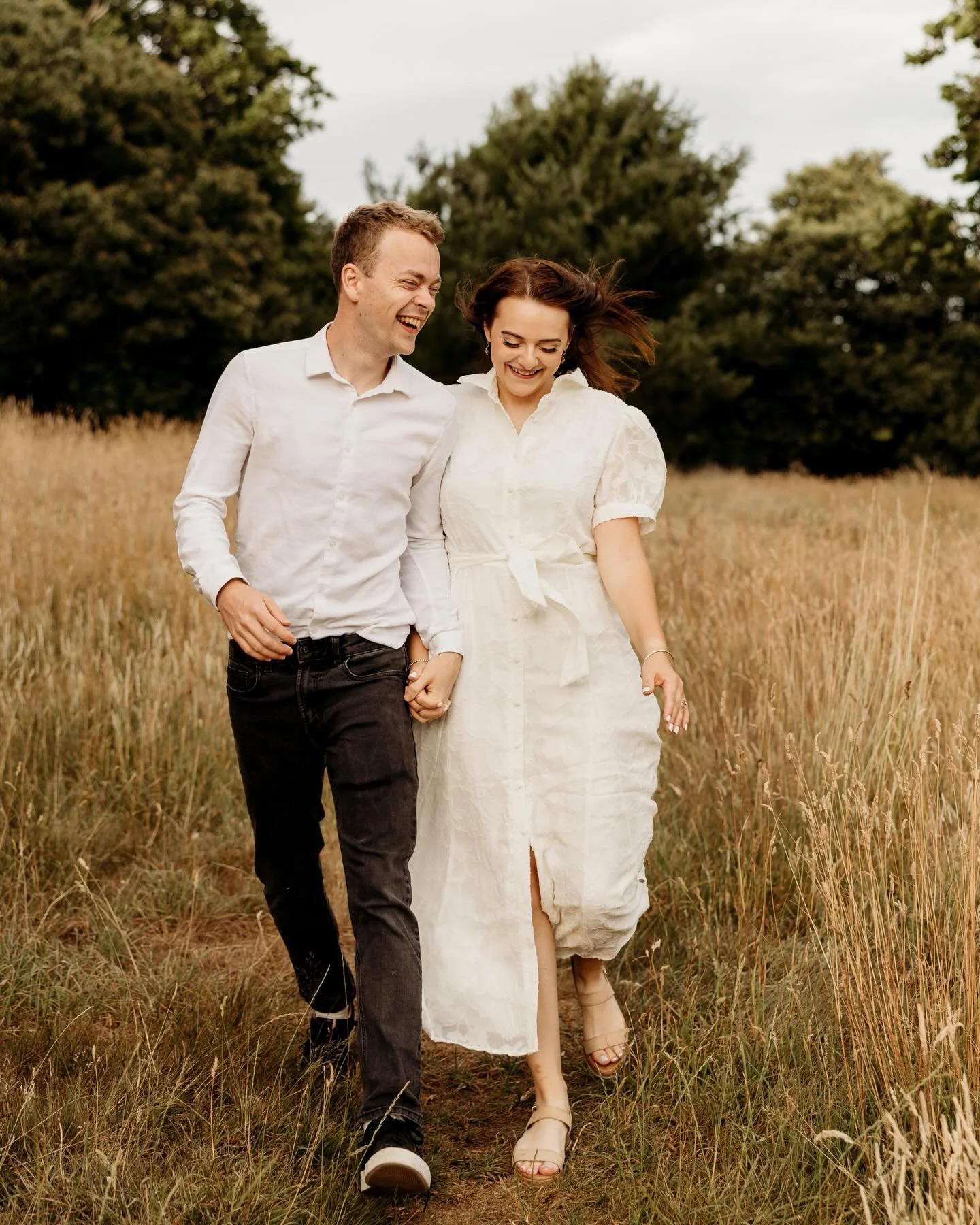 Engagement shoots are getting super popular again, so we&rsquo;ve put a little blog post together over on our website! 
I always say to couples that yes, engagement shoots are really useful if you&rsquo;ve got a little bit of nerves around having you