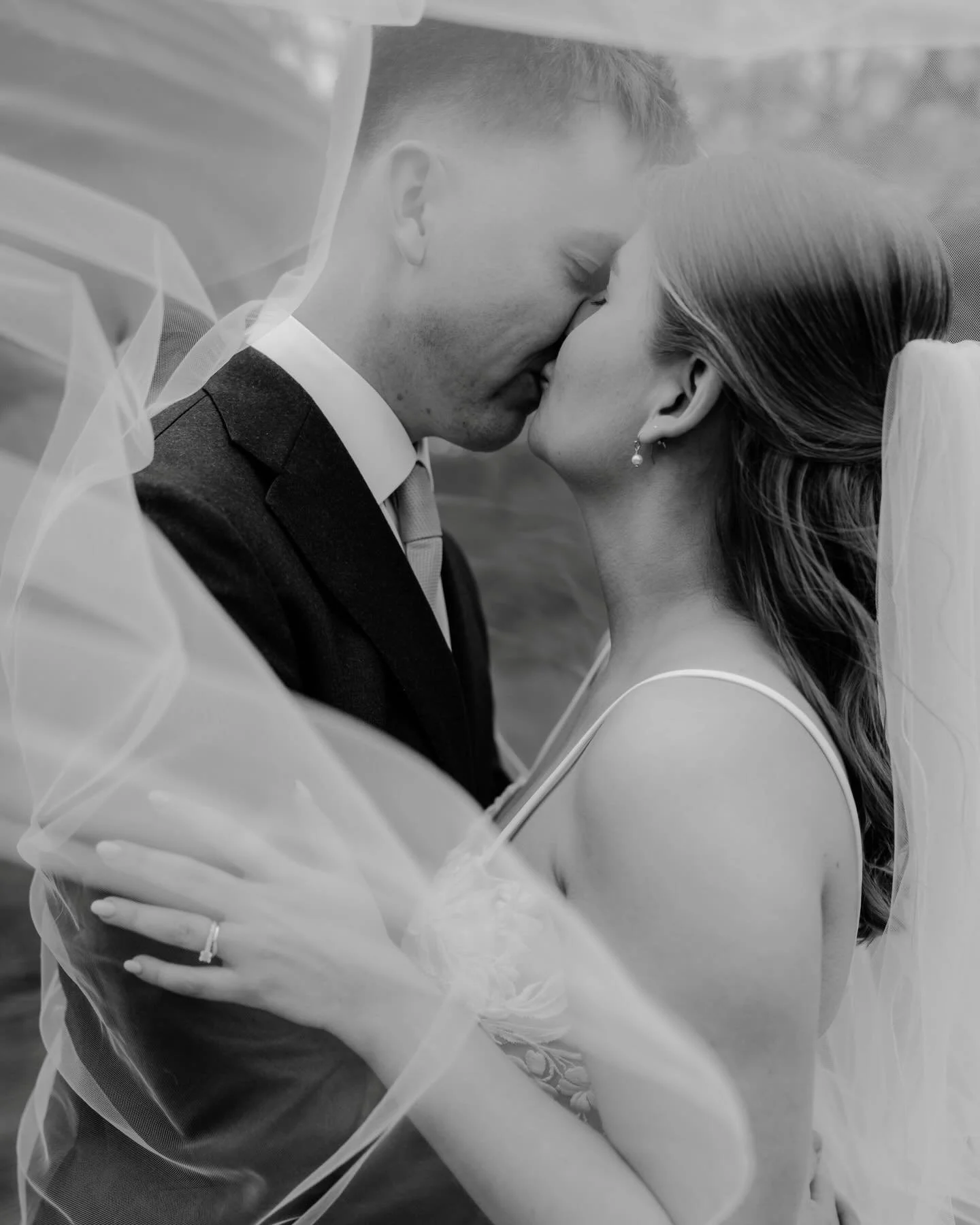 A huge congratulations to S &amp; A! 

Abby got ready with her family in Bath - she looked beautiful. Her Dad still had the security tag on his jacket and it had us laughing for most of the day! 

They then headed to the church they attend where Abby