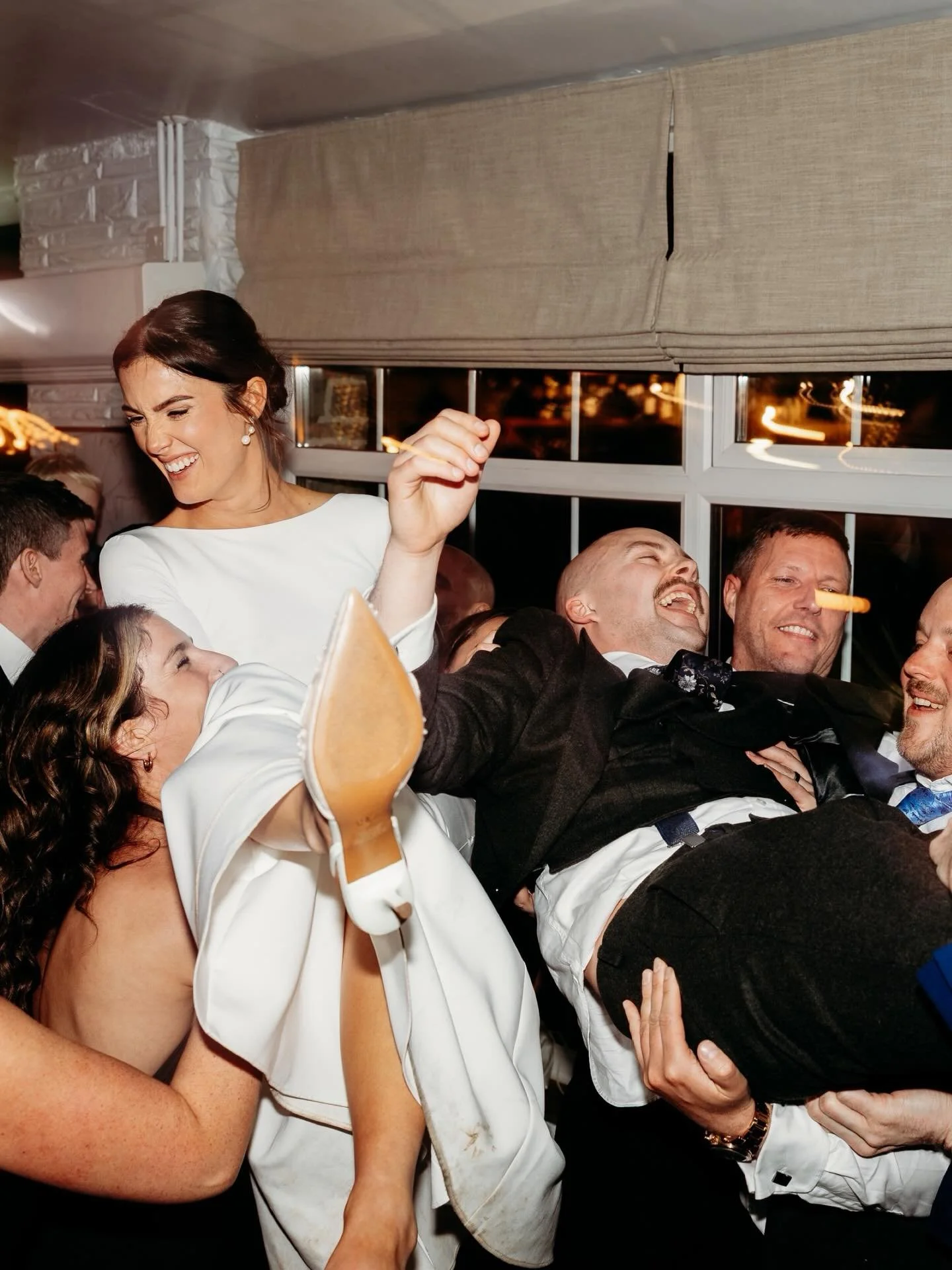 When the bride is excited to do the worm on the dance floor all night, you know you&rsquo;re in for a GREAT night 🕺🪩 

Photographer: @jordhanphotography 
Venue: @watermouthcoveweddings 
DJ: @prescott_entertainment 

#watermouthcoveweddings #devonwe