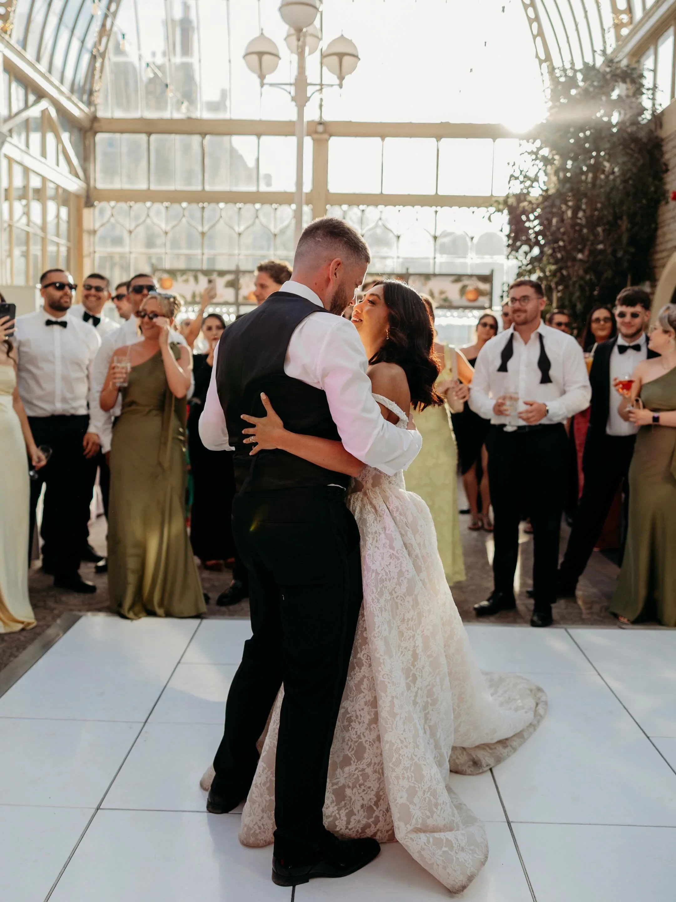 Yesterday&rsquo;s vibes were ✨immaculate✨ 
Stunning decor, perfect weather and a party that definitely partied 🕺

A HUGE congratulations to K &amp; K ❤️ 

Photographers: @jordhanphotography 
Venue: @tortworth_court_weddings @deveretortworthcourt 
Vi