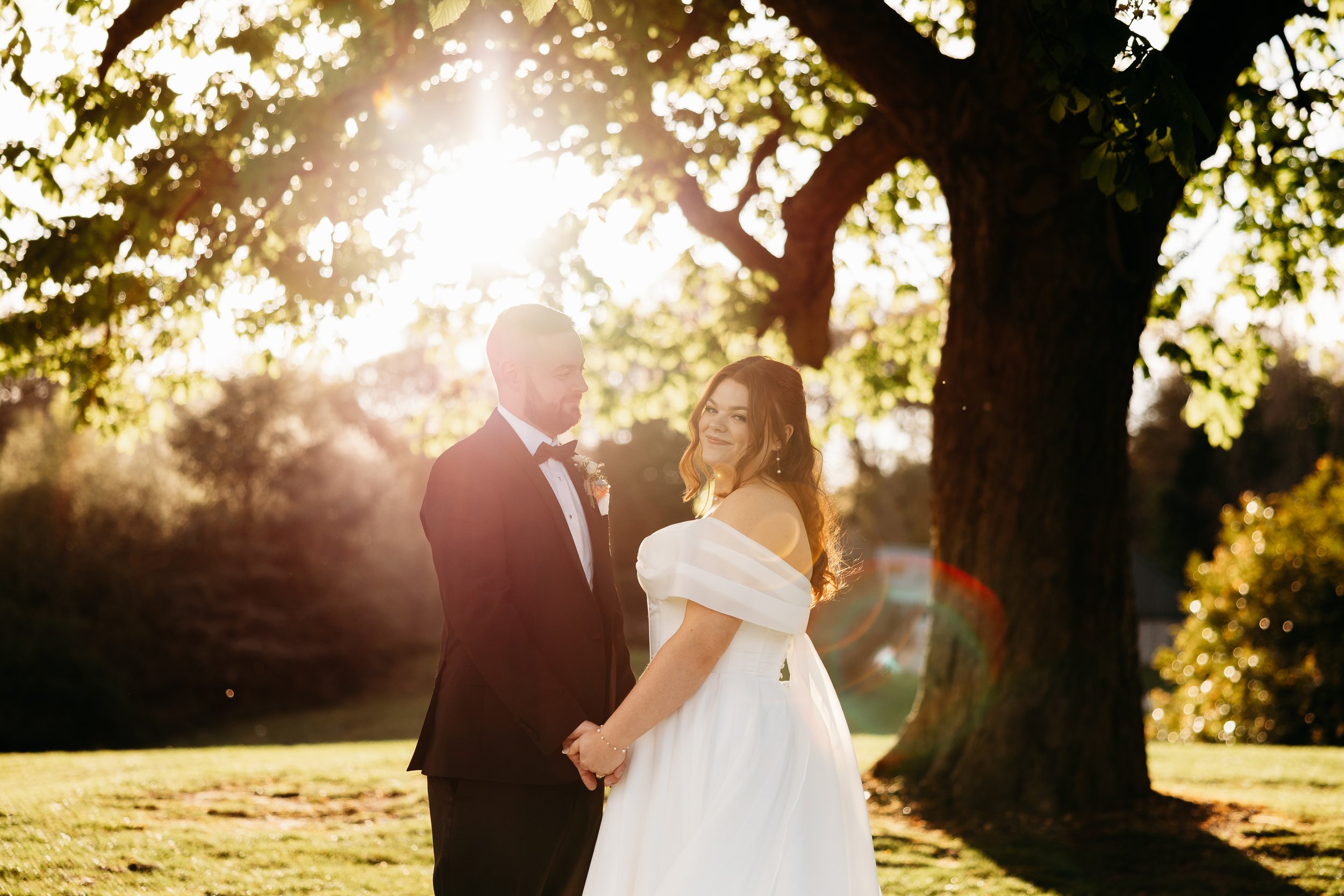REAL WEDDING | POST BARN, BERKSHIRE