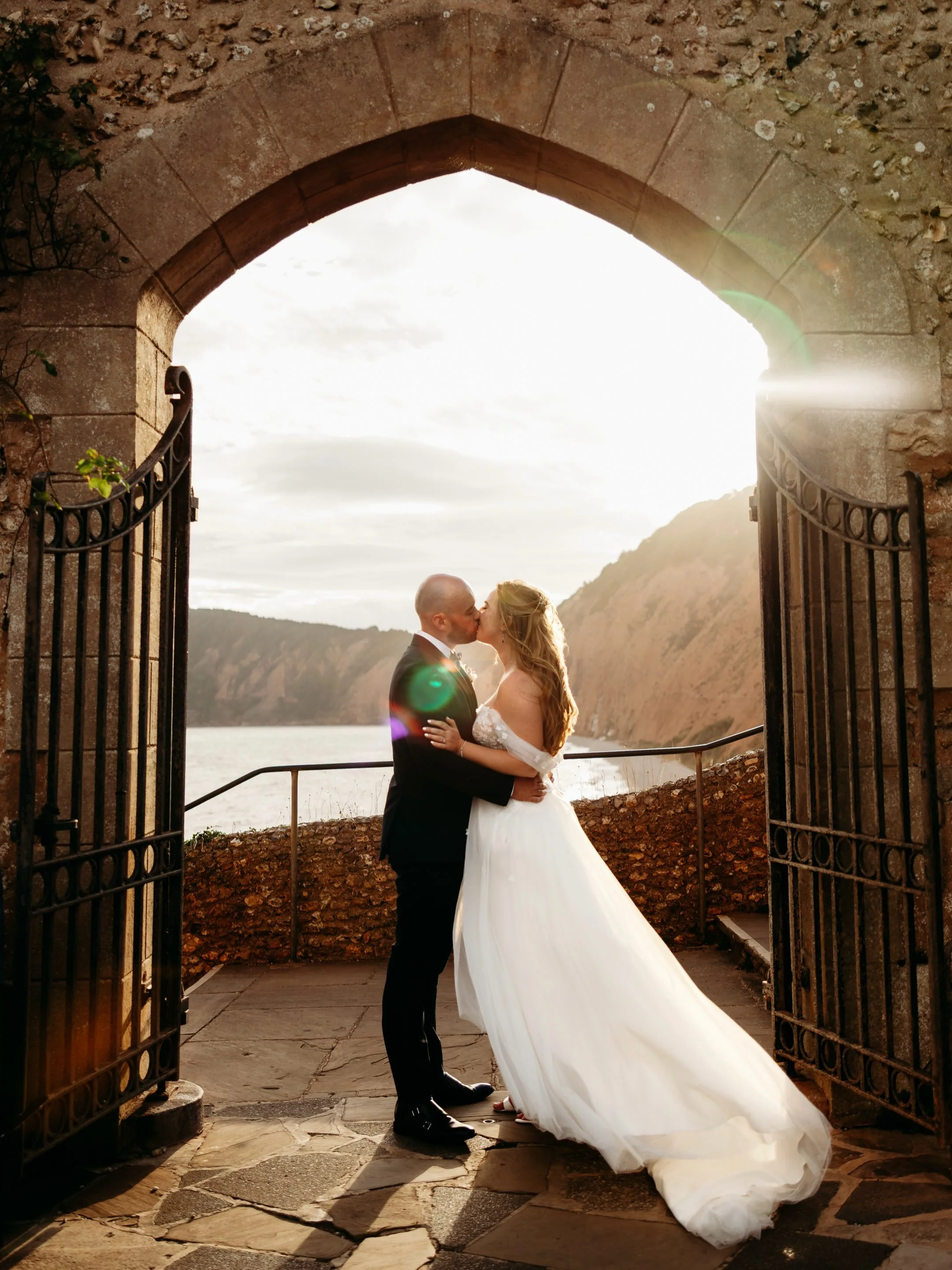 What could be better than strolling around Sidmouth to see the sunset after your wedding?😍 

A huge congratulations M &amp; B - we loved celebrating with you! 

Photographers: @jordhanphotography 
Venue: @sidmouthharbourhotel @harbour_hotels 
MUA: @