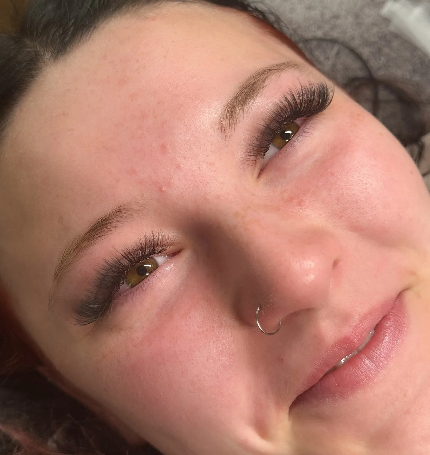 Strip Lash Design 😍 bye bye stick ons ! 👋 

Using 10mm-12mm 7D C curl 
Spikes 15mm classics 
Shop the best lash range at www.candadistributions.com use WELCOME10 for 10% off your first order 😇