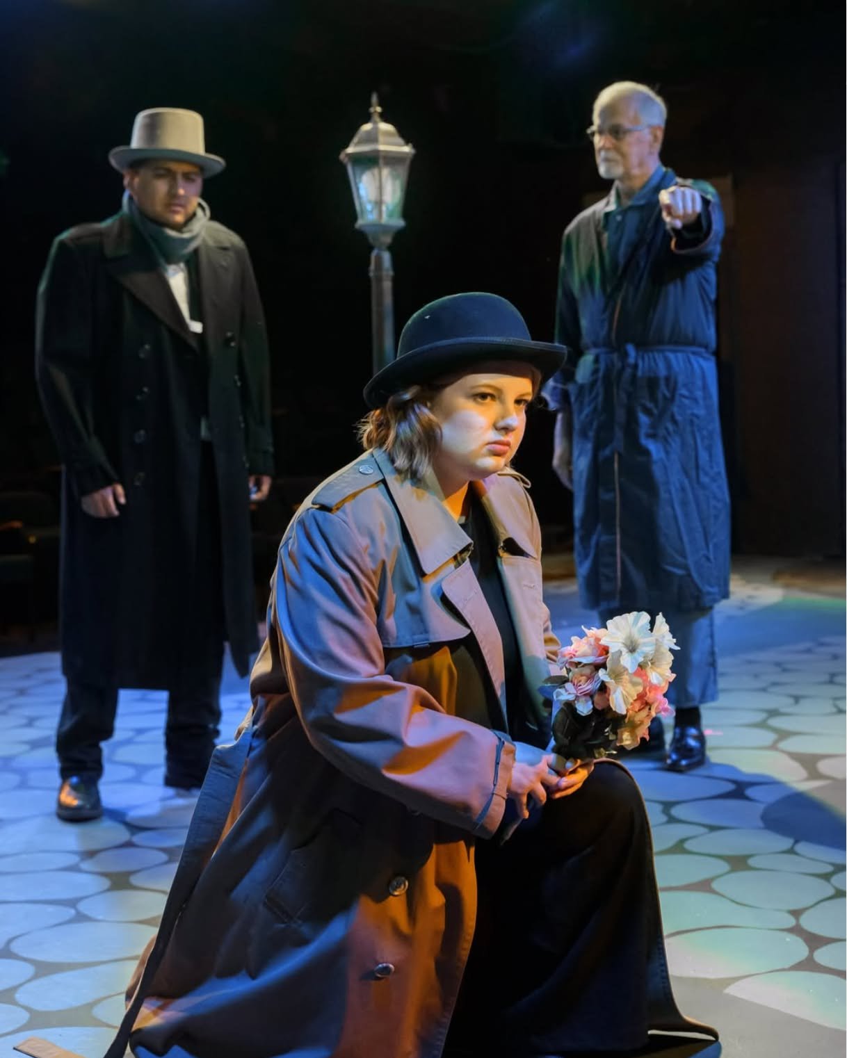 A Sherlock Carol December 2024 🔍

I'm a bit late posting, but I am a

I had the lovely opportunity to play Dr. Watson, Mrs. Dilber, Henry Burke (the Irish candle maker), and Old Joe (the junk seller and my personal fave). 

Honored to act alongside 