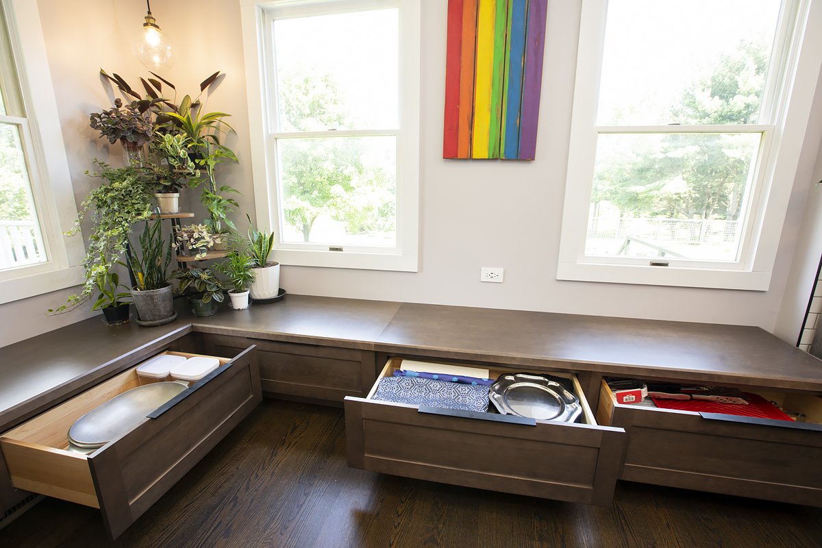 After - storage below banquette