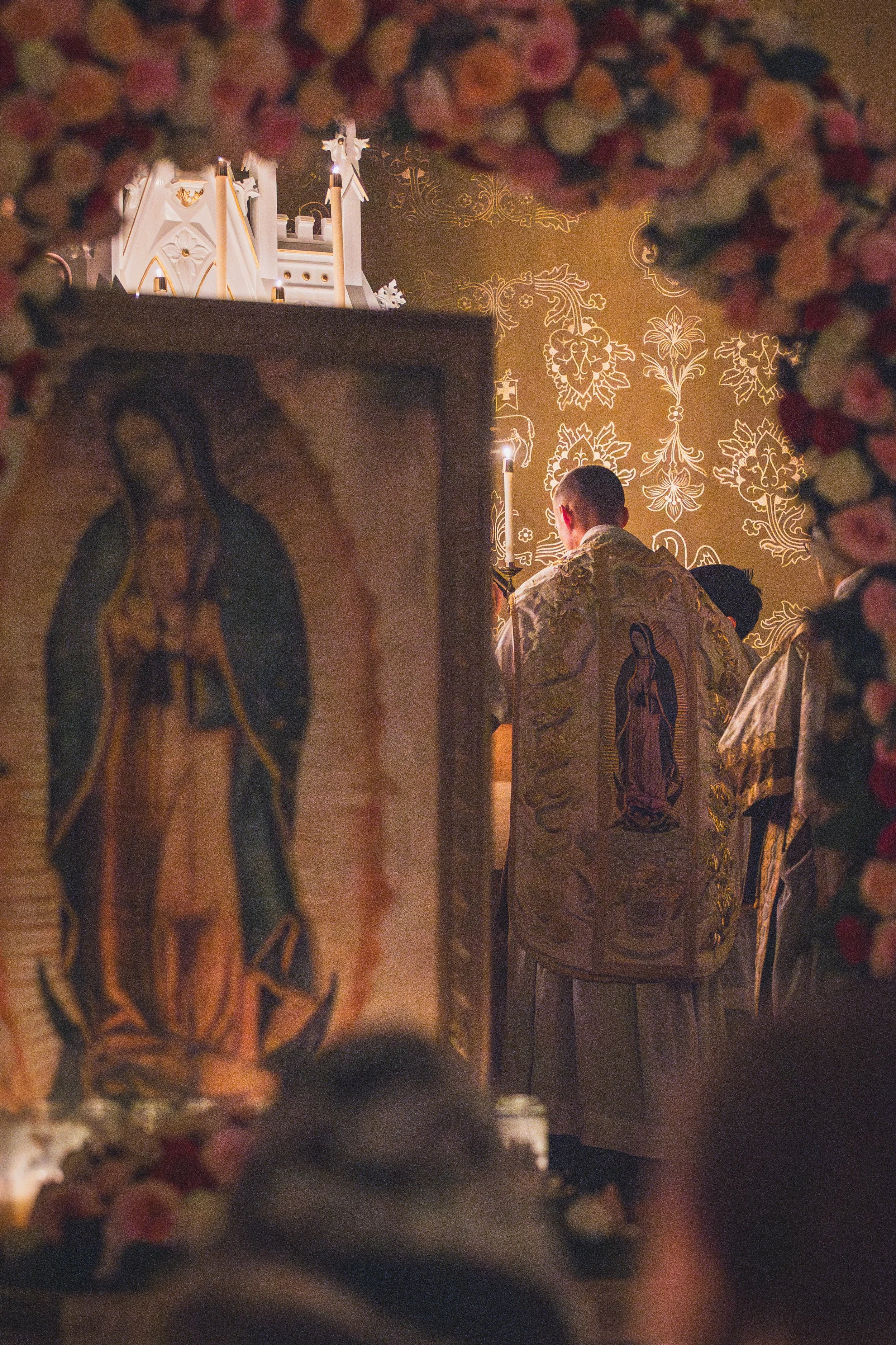 A priest celebrating a Rorate Solemn High Mass at St. Joseph Parish in Tacoma, WA 