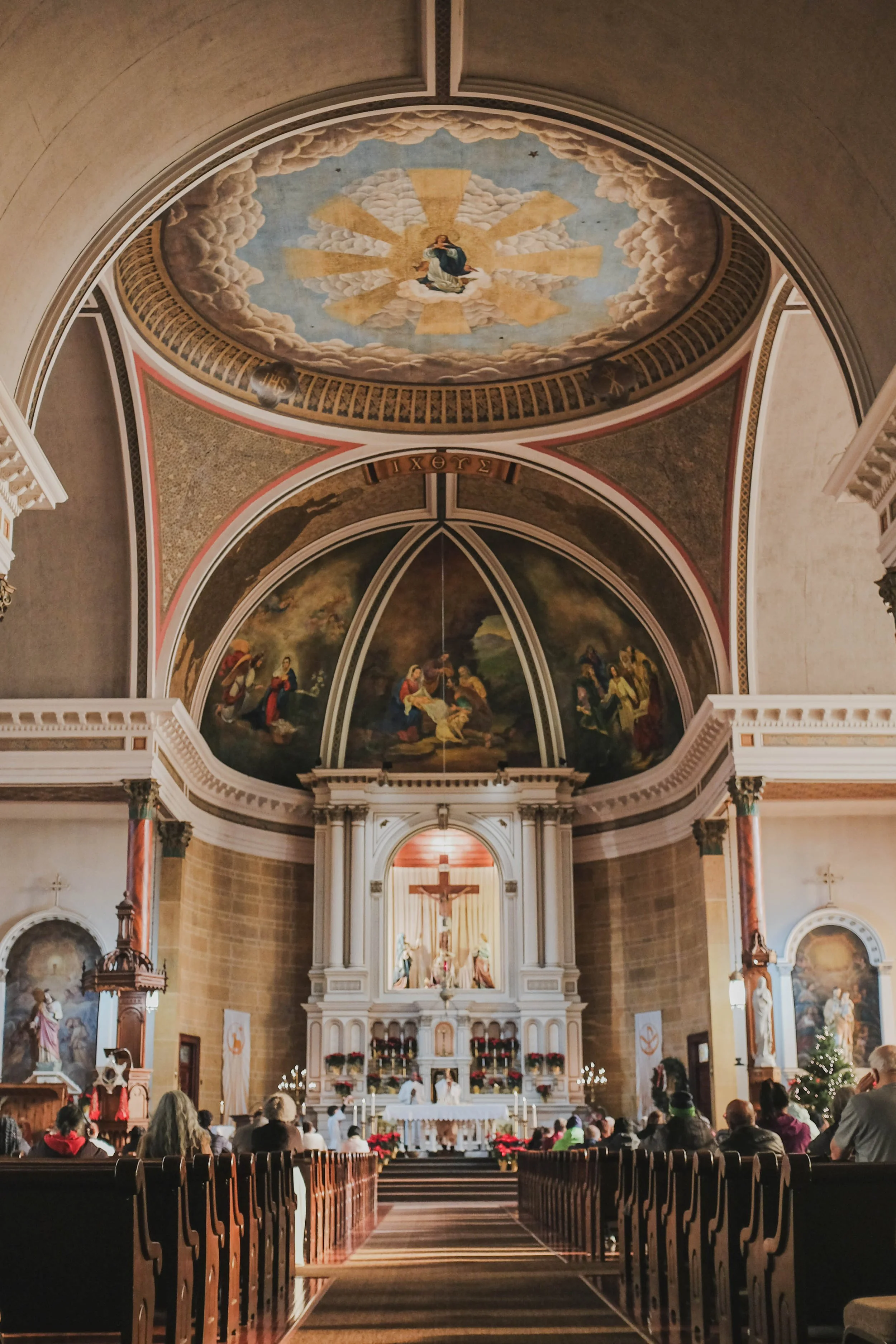 Seattle Catholic Wedding Photographer