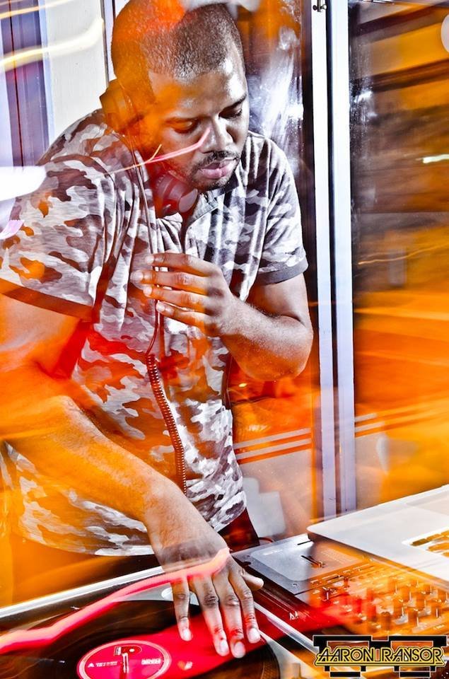 DJ Five Venoms at "Sindustry Sundays" at Lucky's Last Chance |  Philadelphia