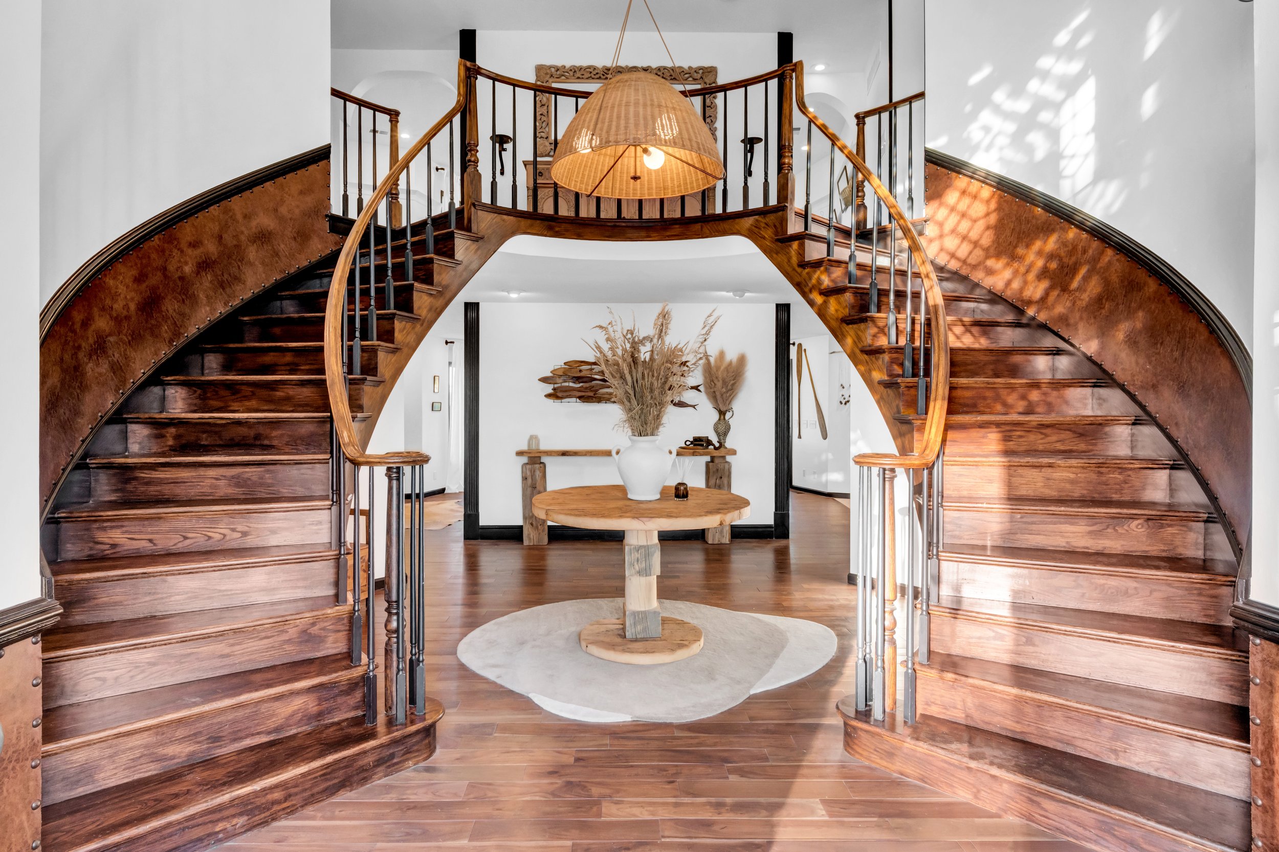 Why Real Estate Walkthrough Videos Are a Must-Have in Today’s Market