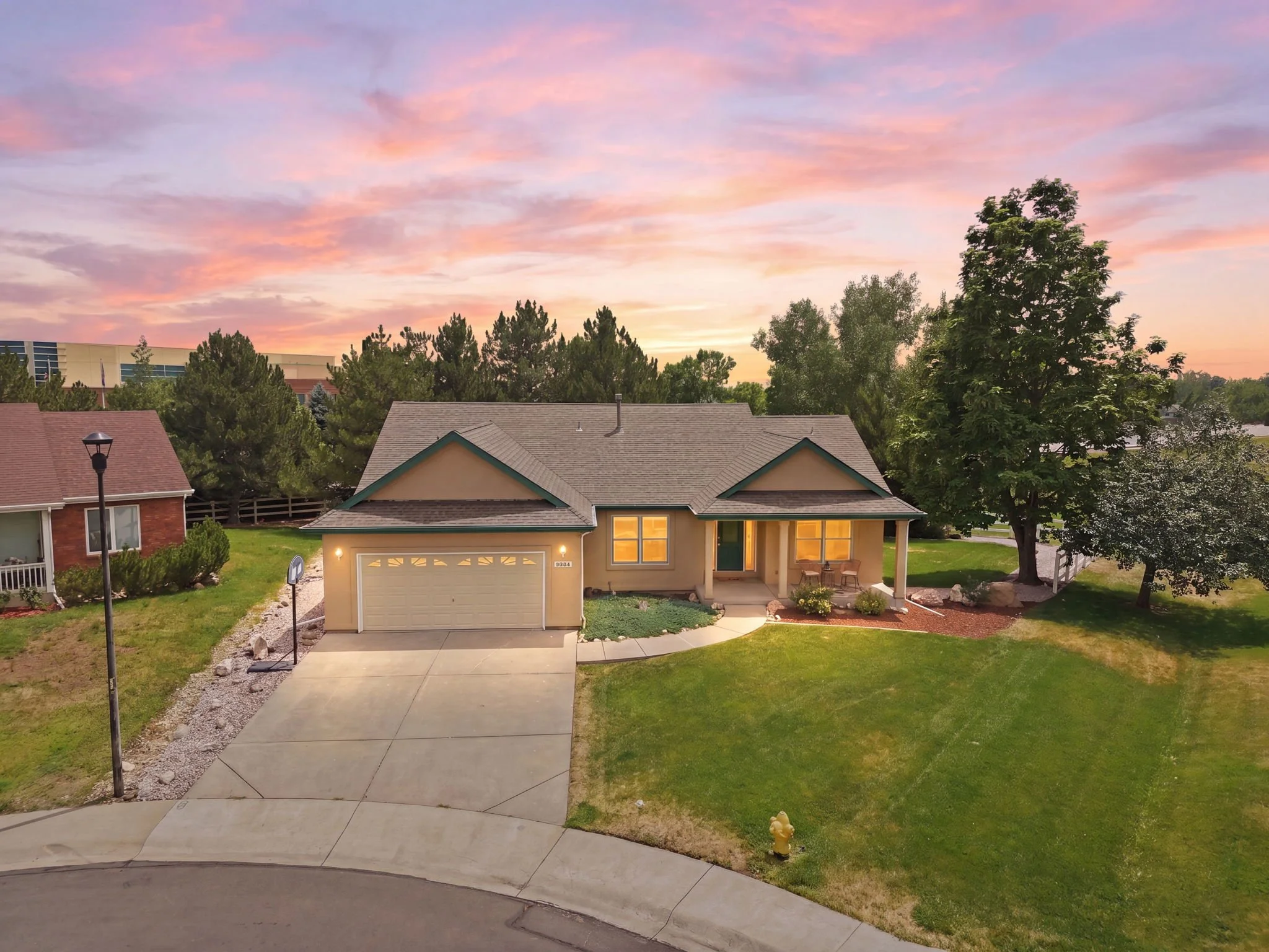 35-web-or-mls-DJI_20260723130328_0362_D_twilight_5e8a4ff5.jpg