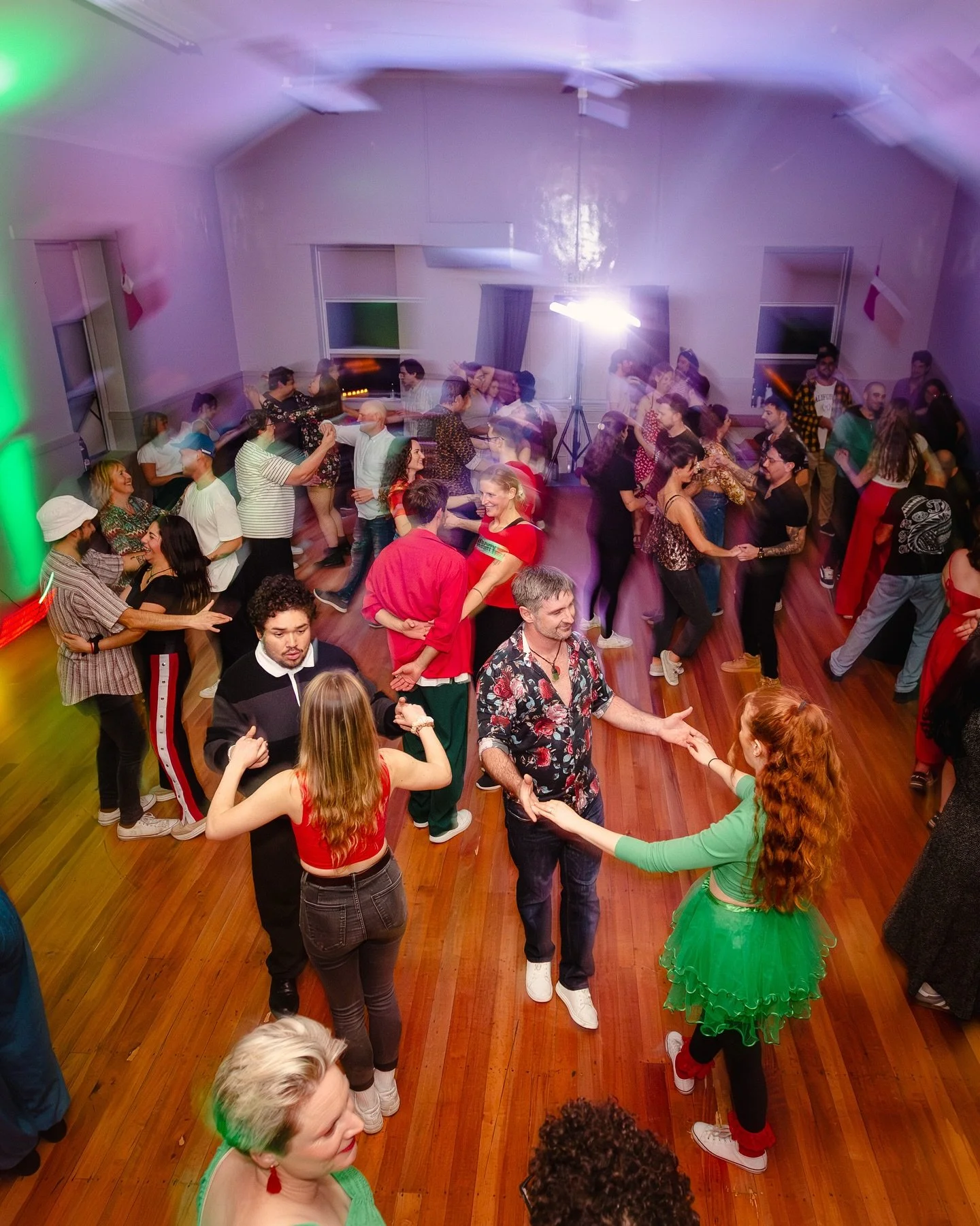 🎄✨ Xmas in July &ndash; Social Dance! ✨🎄
What a night in Bannockburn! Huge thanks to @queenstownsalsa and @latinsouldance for bringing the heat to the Coronation Hall last weekend.
Workshops, music, good vibes, and a room full of amazing people sha