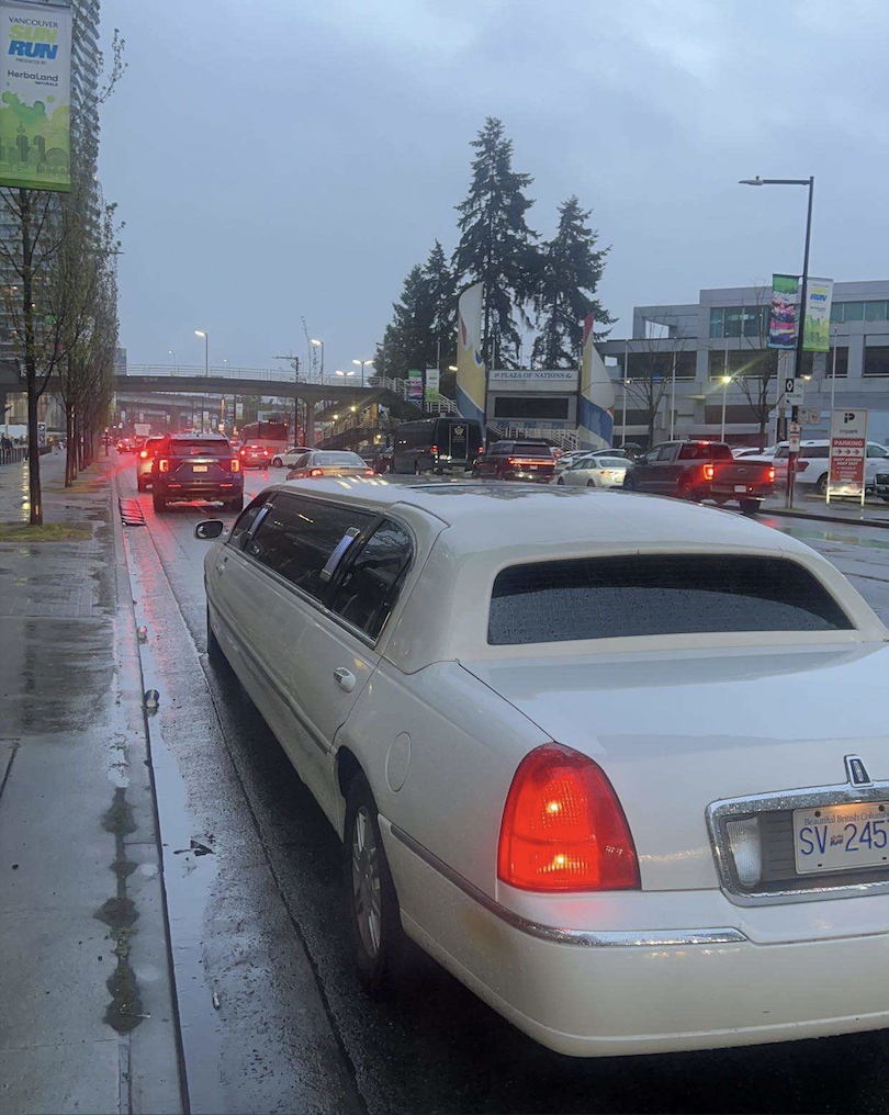 Lincoln Town Car 10 Passenger
