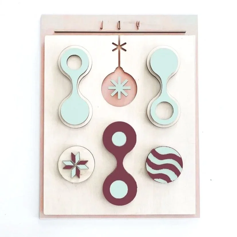 DIY Christmas Bauble Shadow Art